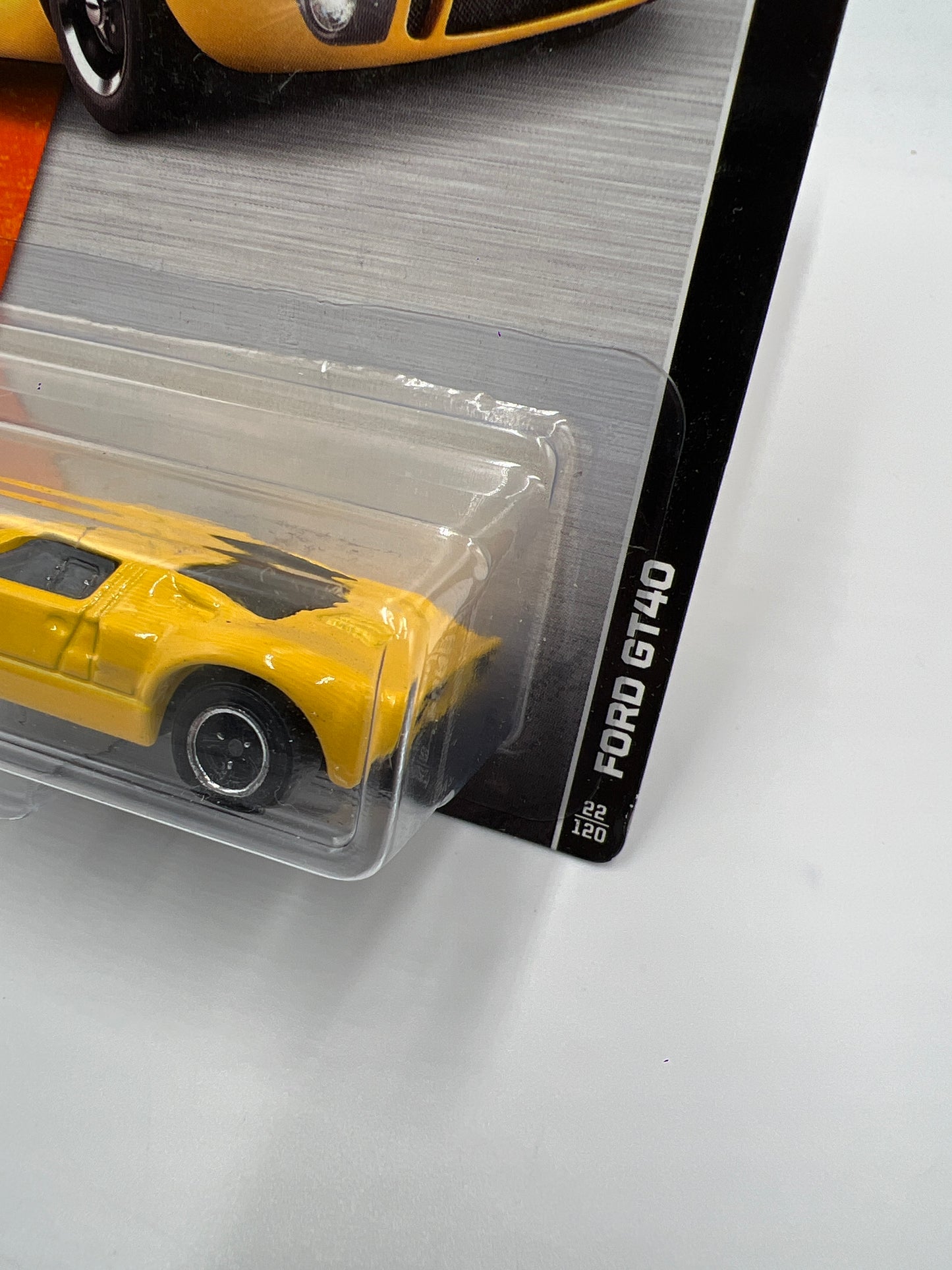 Matchbox Adventure City #22 Ford GT40 Yellow 206C