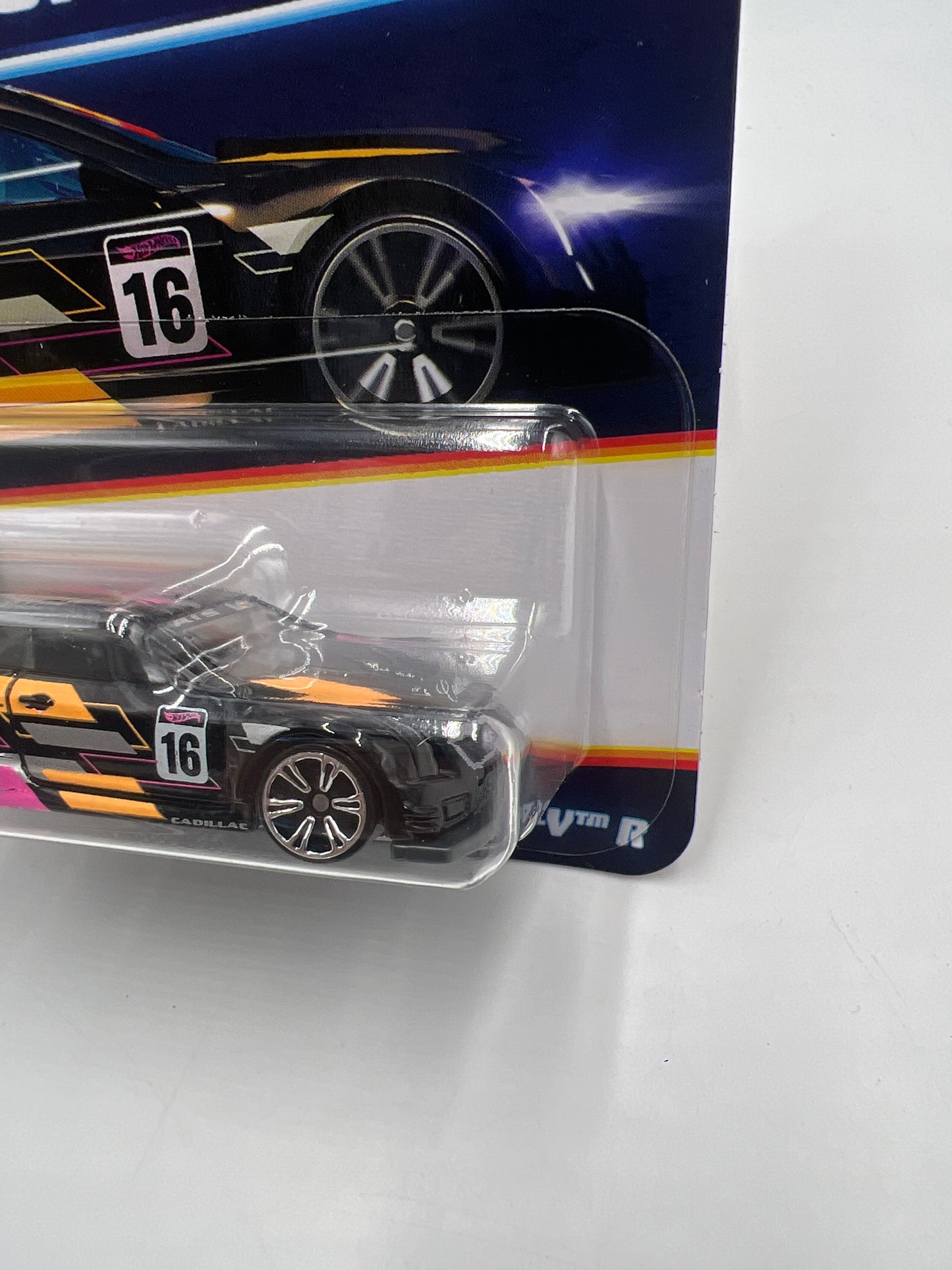 2024 Hot Wheels Neon Speeders 8/8 16 Cadillac ATS-V R 160S