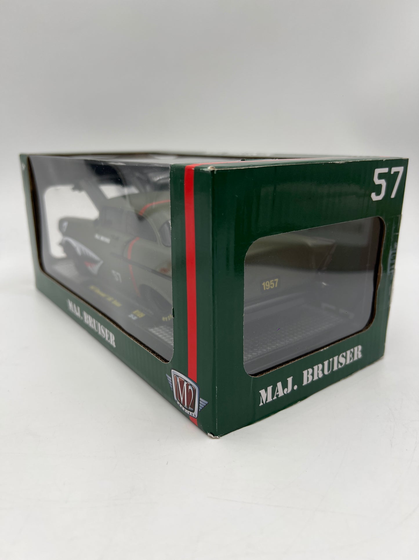 M2 Machines 1/24 Maj. Bruiser 1957 Chevrolet 150 Sedan Army Green R109
