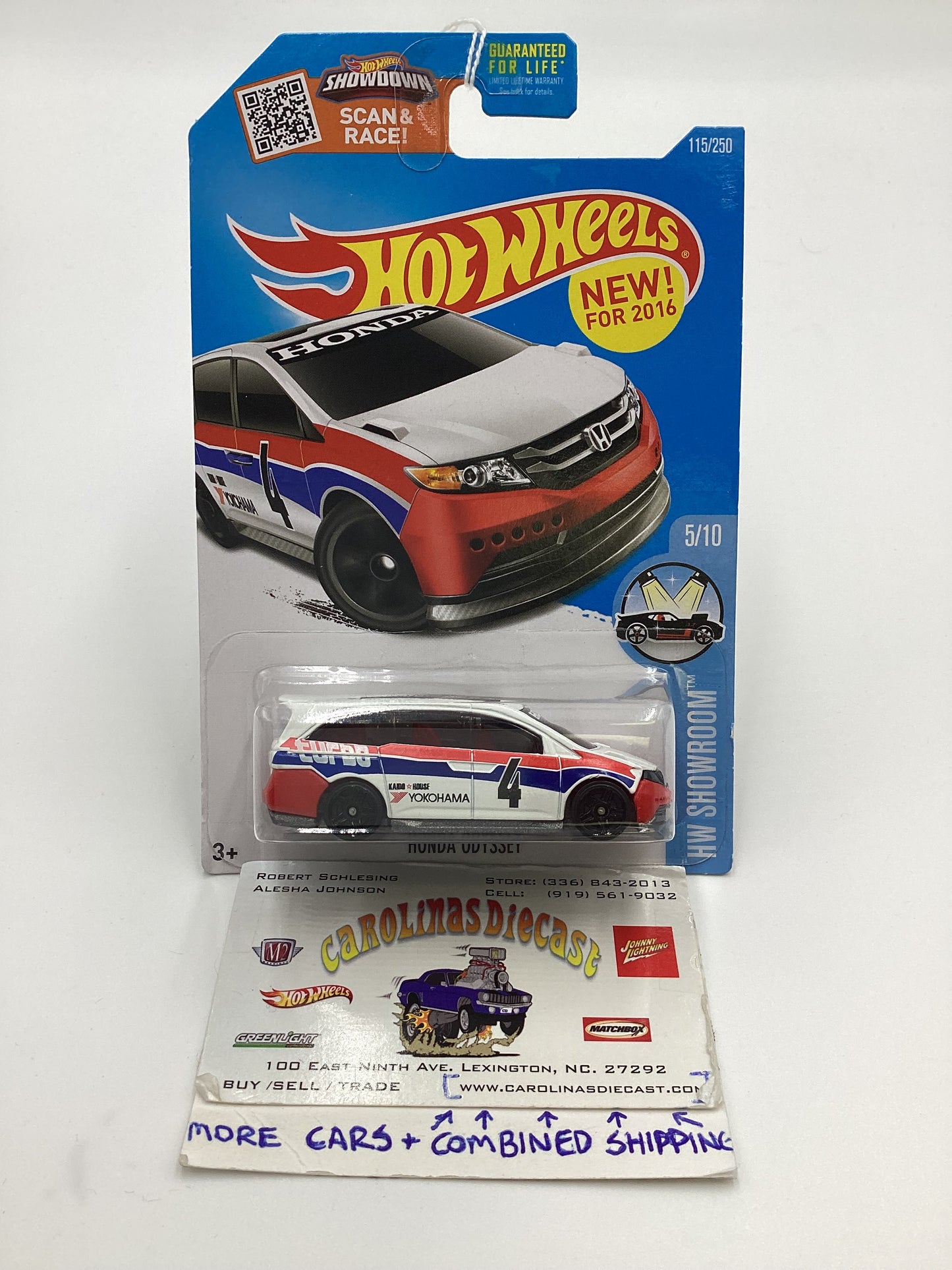 2016 Hot Wheels #115 Honda Odyssey White Yokohama 79D