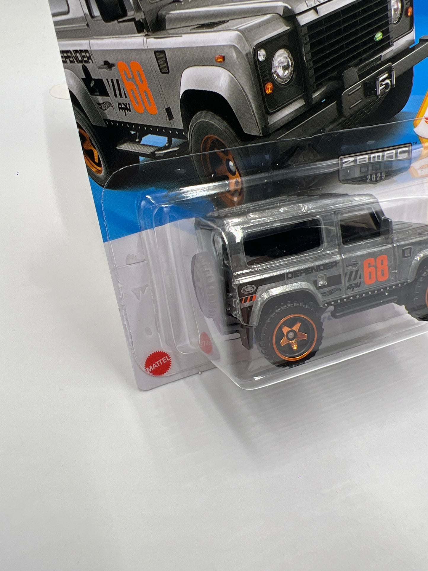 2025 Hot Wheels Walmart Exclusive Zamac 9 #210 Land Rover Defender 90 144E