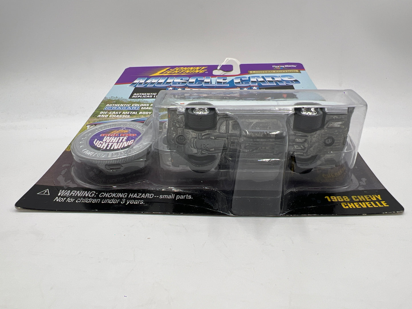 Johnny Lightning White Lightning Chase Muscle Cars U.S.A. 1968 Chevy Chevelle White