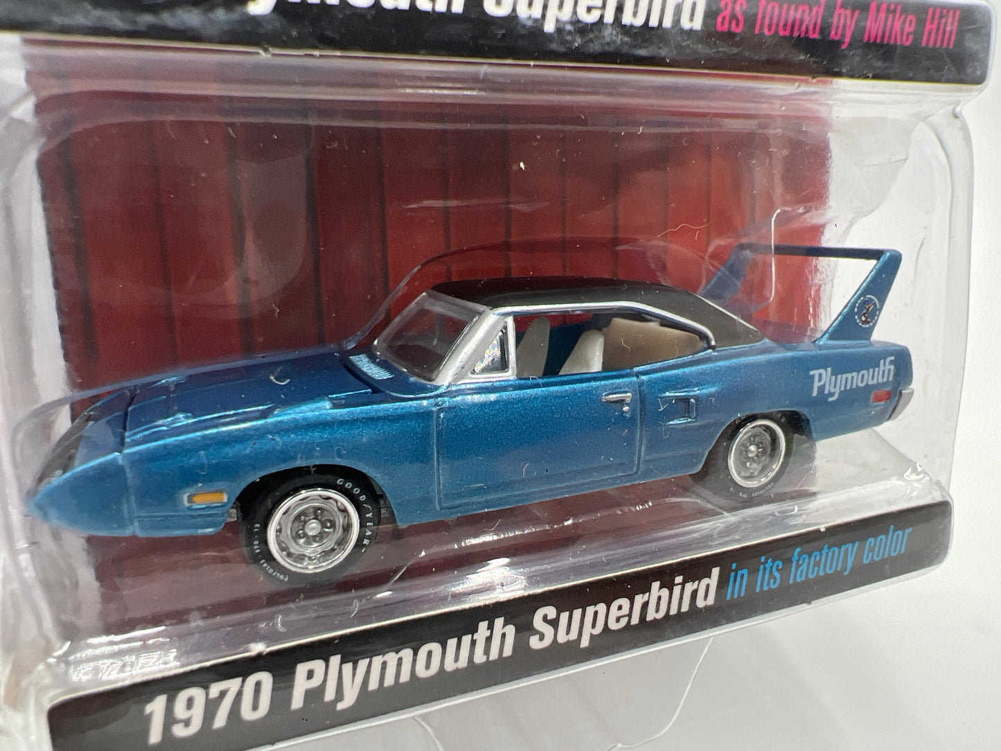 Johnny Lightning Barn Finds Release 1 1970 Plymouth Superbird 2 Pack