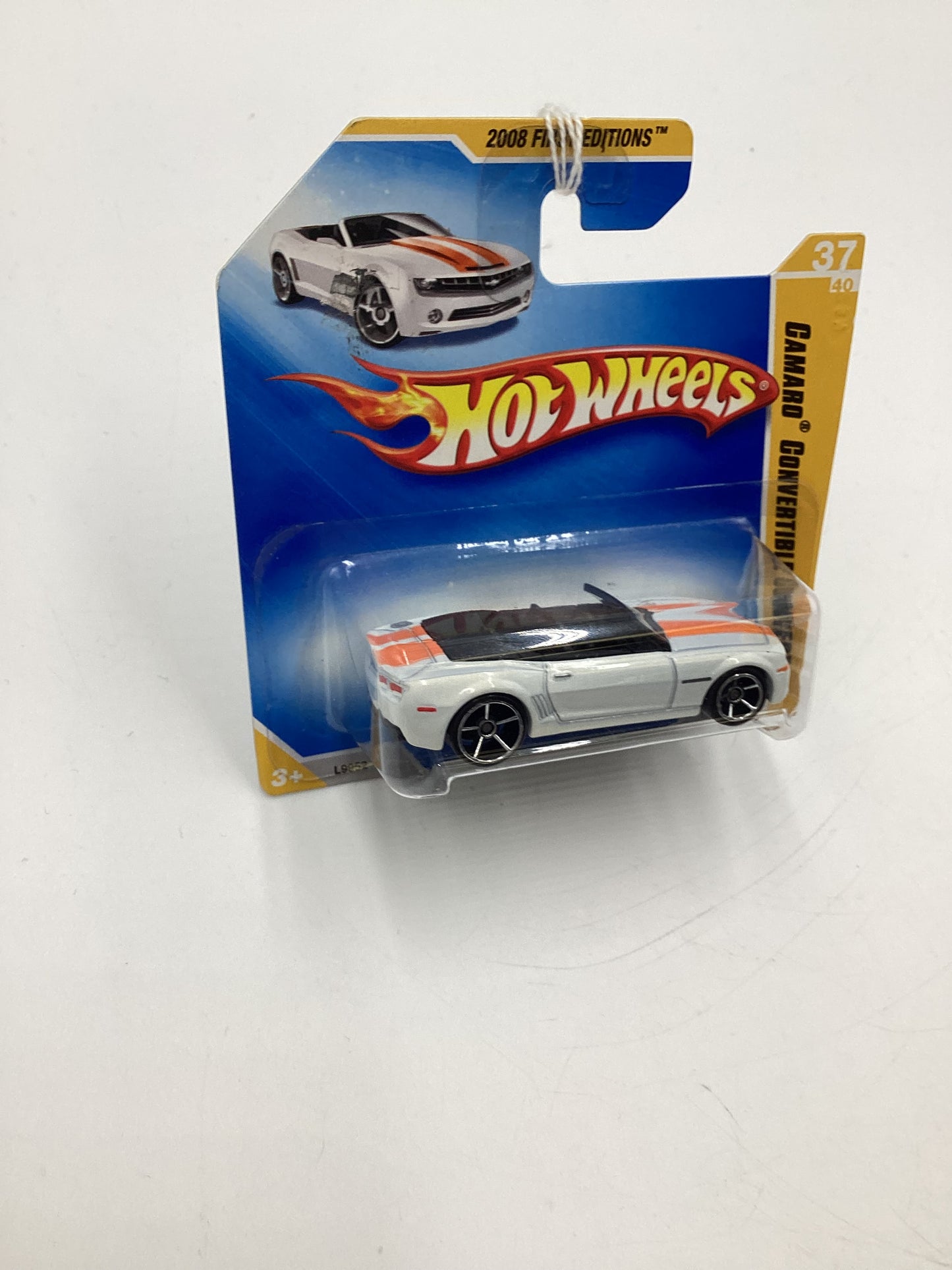 2008 Hot wheels New Models #37 Camaro Concept Convertible White Short Card 4A