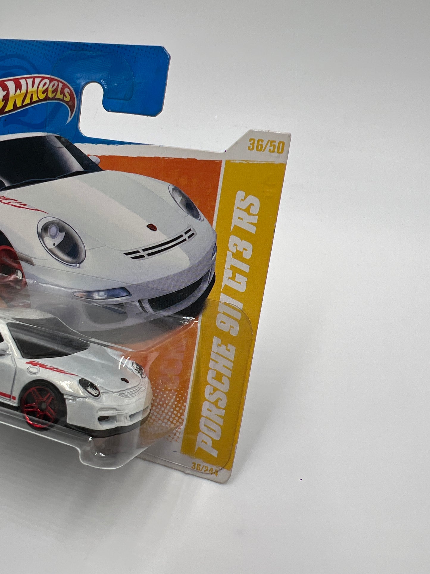 2011 HW Premiere #36 Porsche 911 GT3 RS White Short Card W/Protector