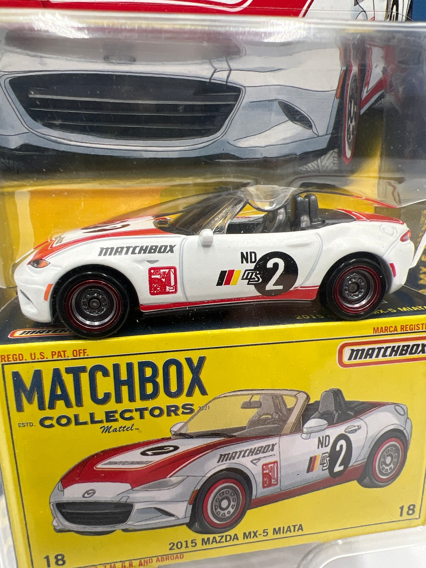 Matchbox Collectors #18 2015 Mazda MX-5 Miata White/Red 171C