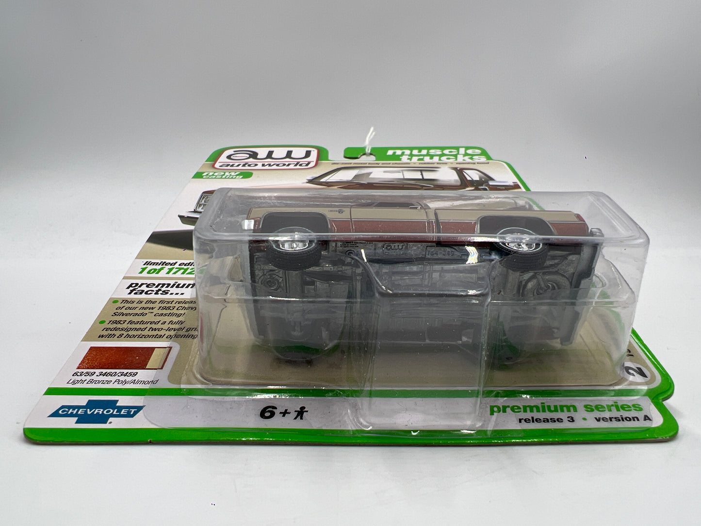 Auto World Muscle Trucks Release 3 Version A 1983 Chevy Silverado 10 Fleetside Brown 184D