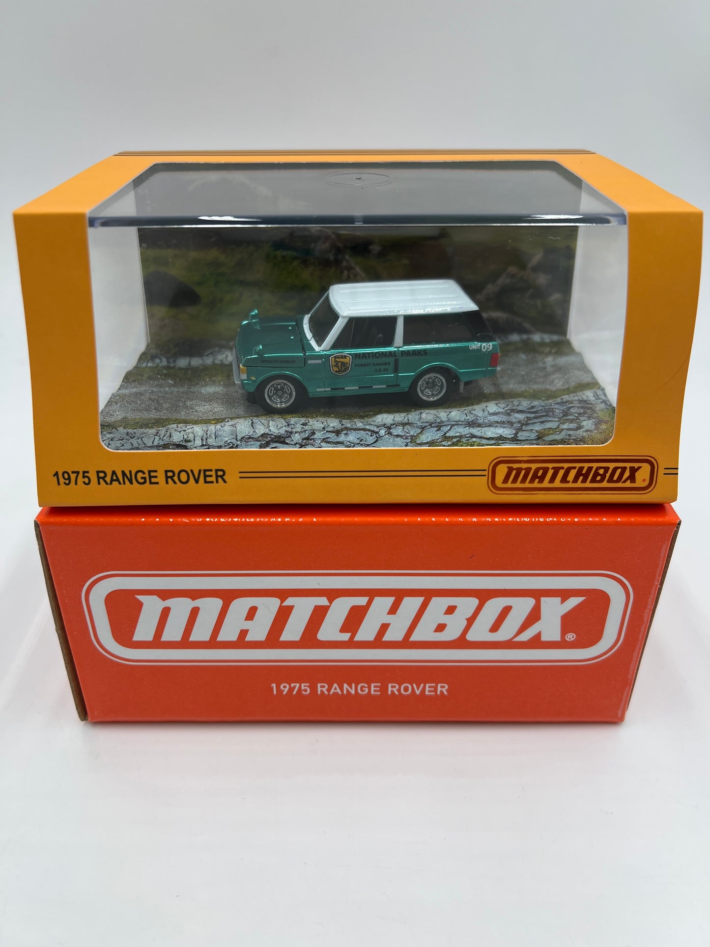Matchbox RLC Mattel Creations 1975 Range Rover National Parks Green