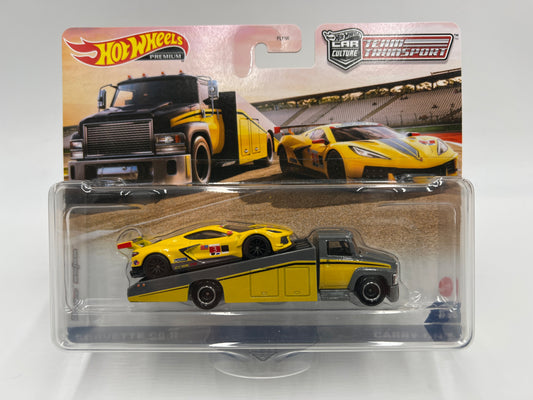 Hot Wheels Team Transport #36 Corvette C8.R & Carry On W/Protector