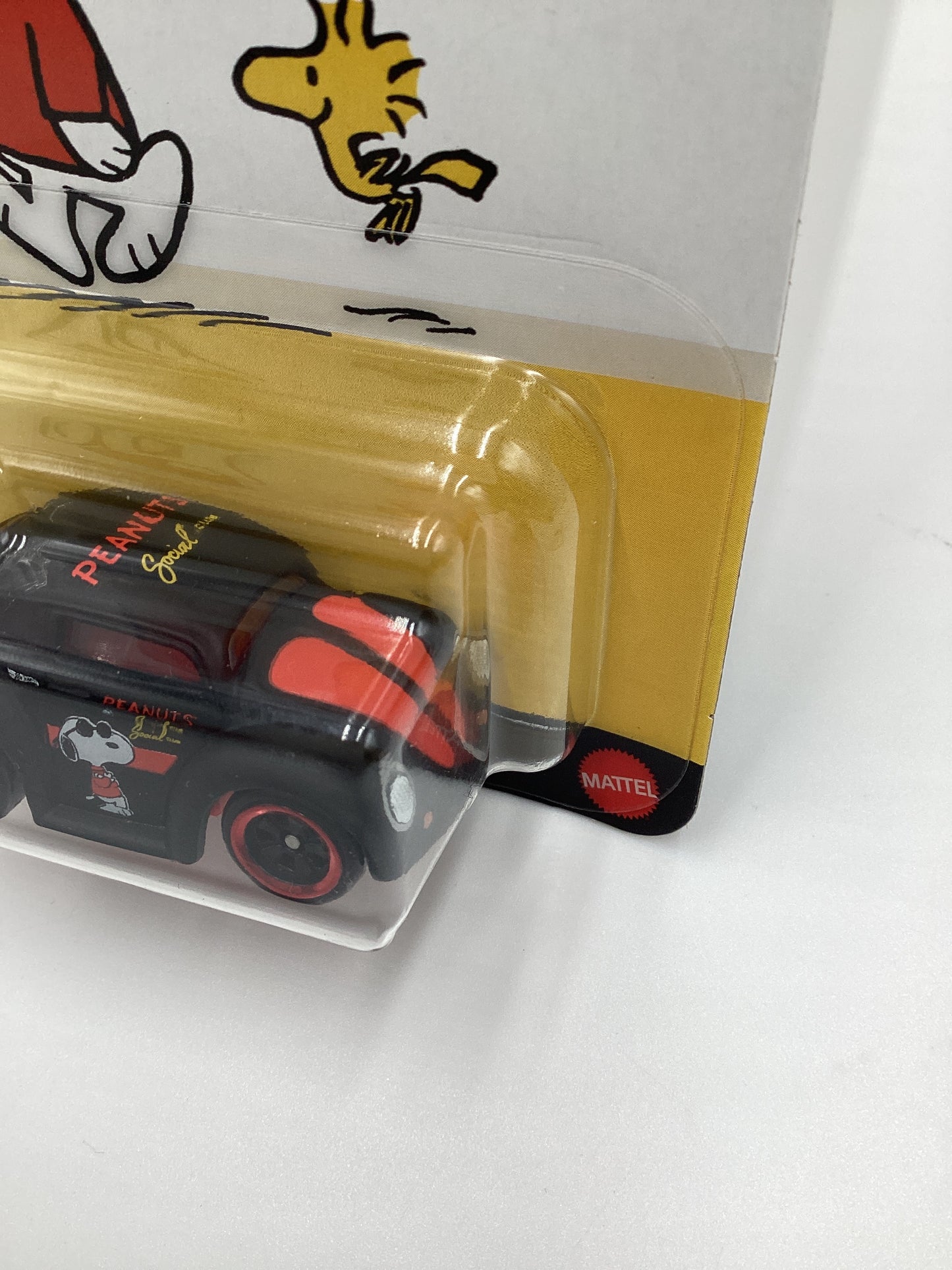 Hot Wheels Silver Series Peanuts 75 Years #1 Volkswagen Beetle Matte Black Snoopy 160K