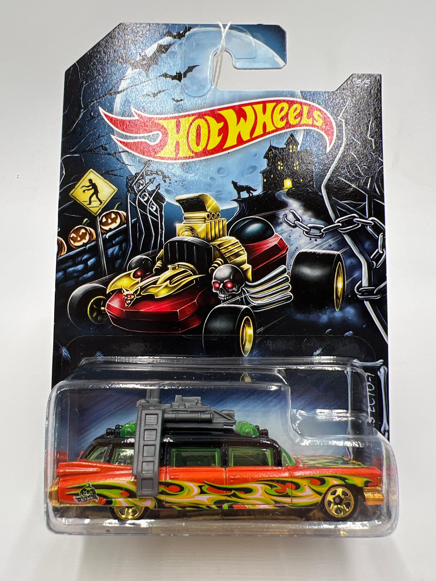 2014 Hot Wheels Kroger Exclusive Happy Halloween Set #5 Ghostbusters Ecto-1 Orange