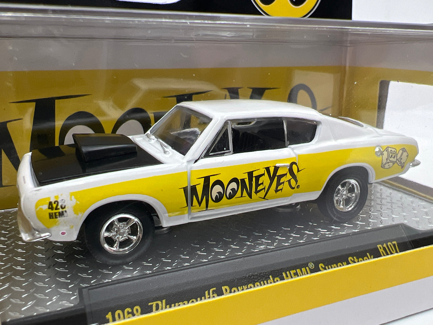2026 M2 Machines R107 Mooneyes 1968 Plymouth Barracuda Hemi Super Stock