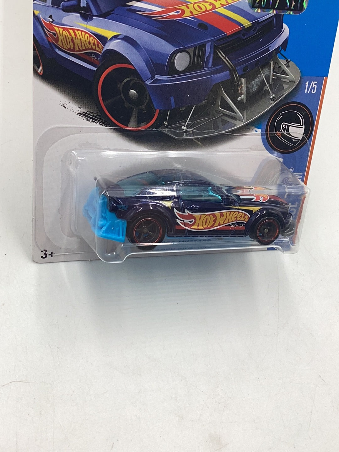 2017 hot wheels super treasure hunt 2005 Ford Mustang factory sealed sticker W/Protector