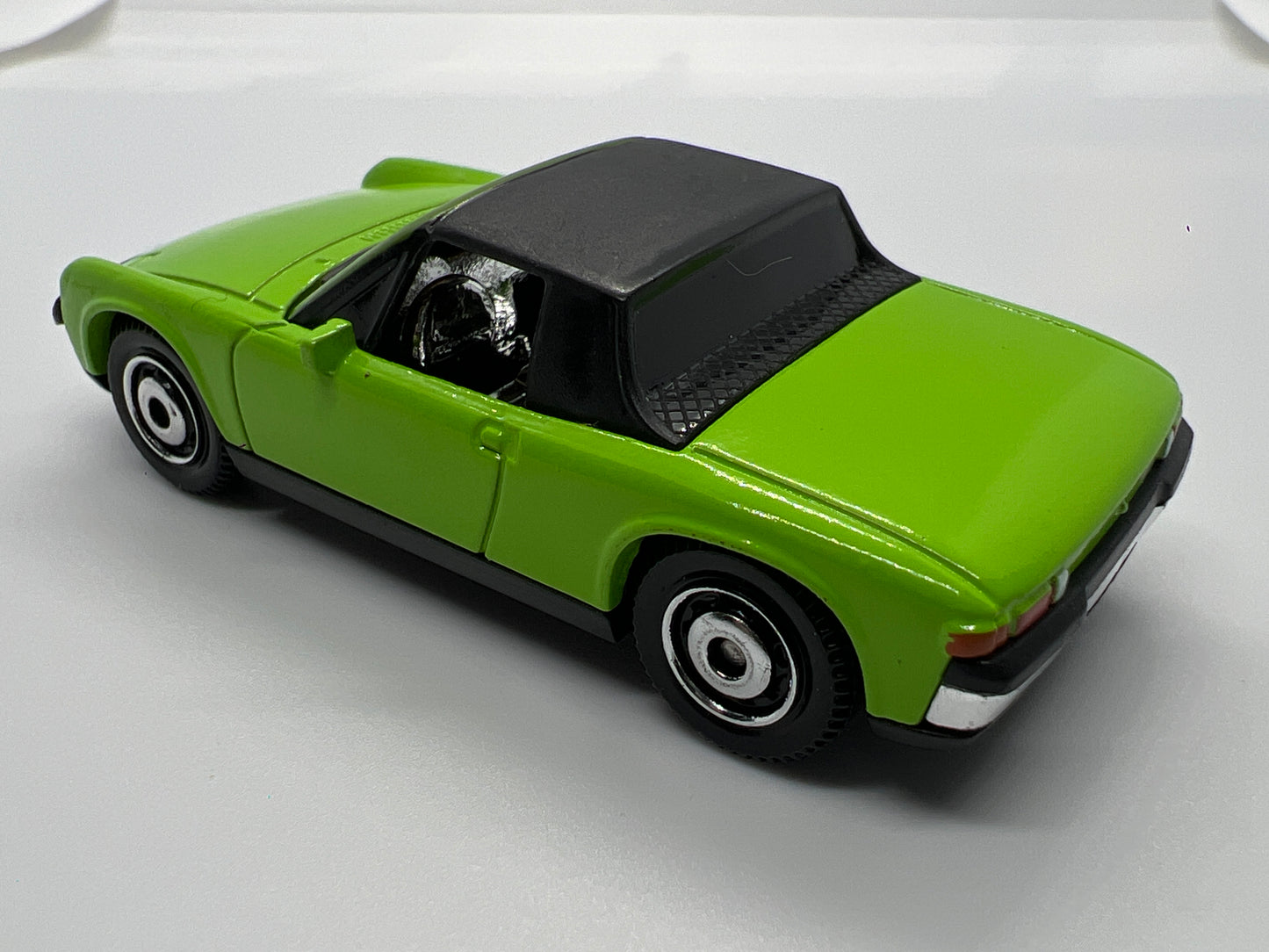 Matchbox 1/64 1971 Porsche 914 Lime Green Loose