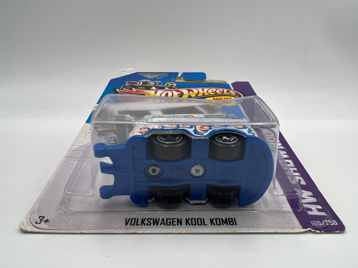 2013 Hot Wheels Showroom #169 Kool Kombi White Blister Not Perfect 97D