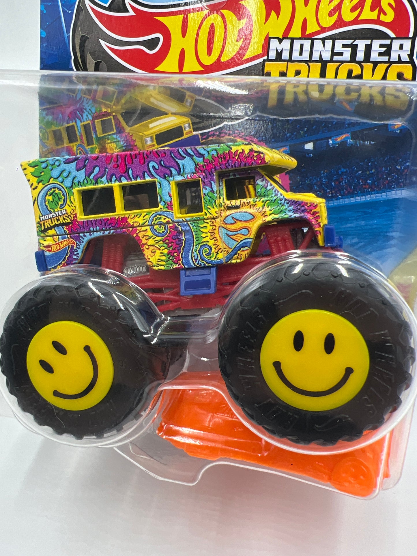 Hot Wheels Monster Trucks HWMT Back To Basics #5 Wreckreational 126D