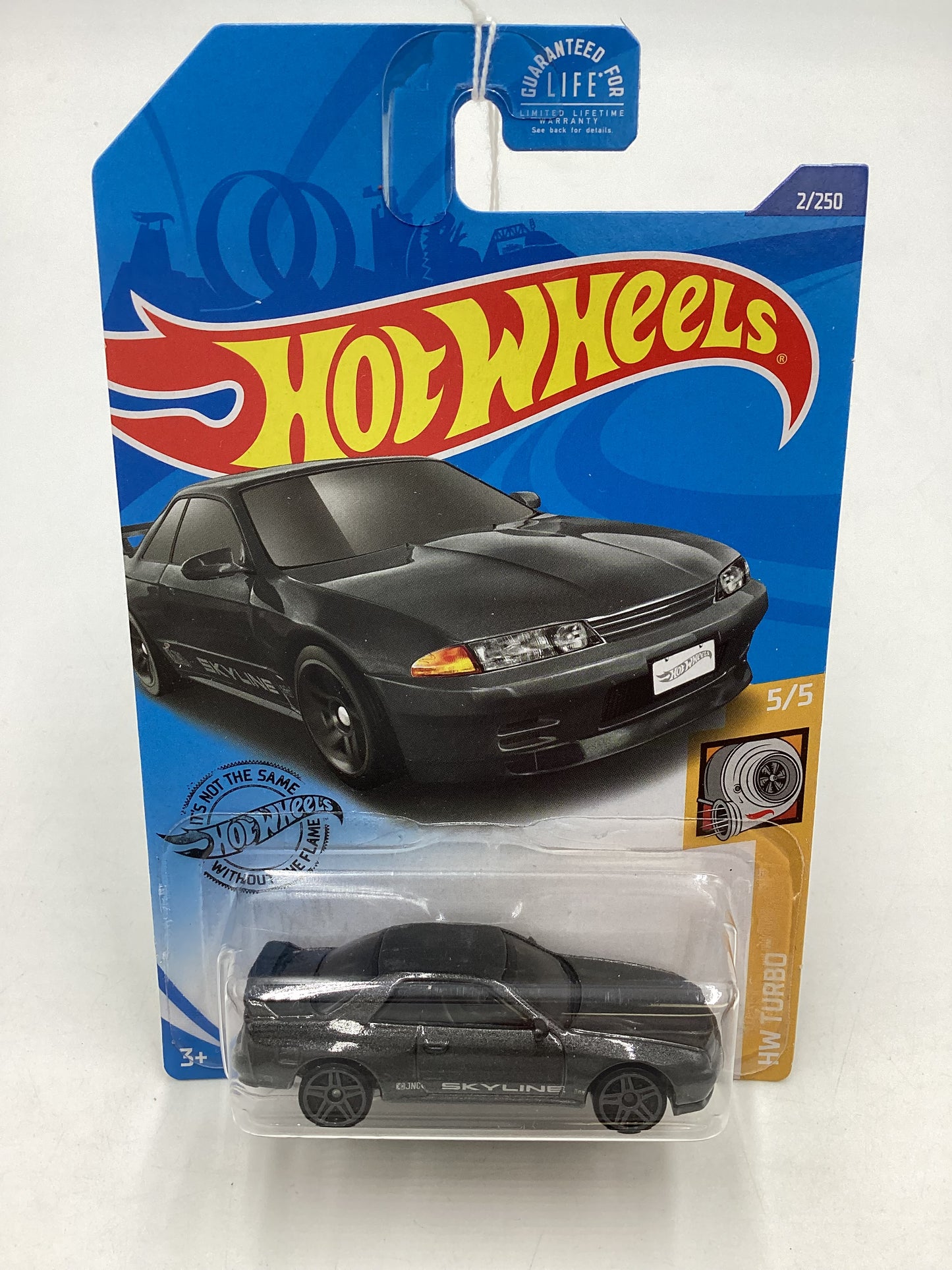 2019 Hot Wheels #002 Nissan Skyline GT-R (BNR32) 82B