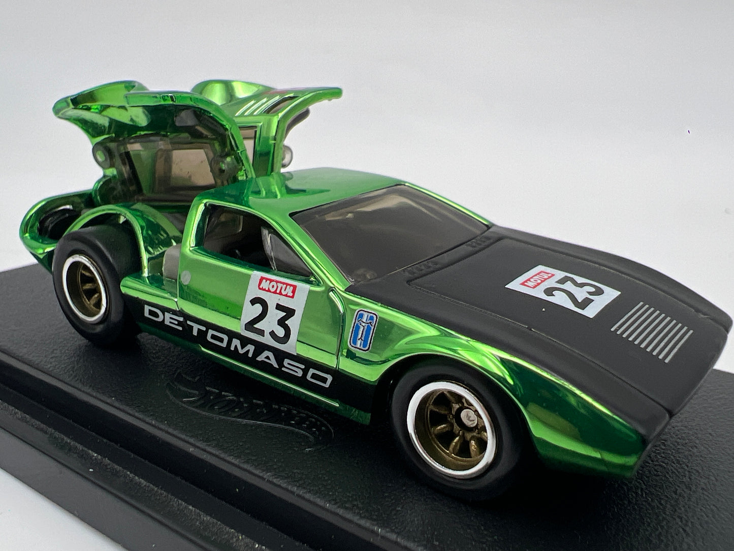 2023 Hot Wheels RLC 1971 De Tomaso Mangusta Green