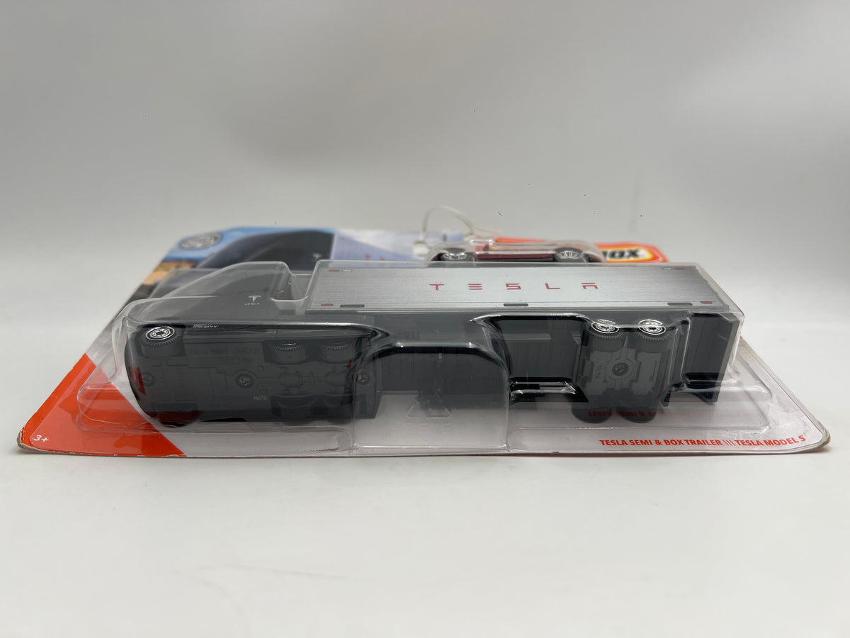 Matchbox Convoys #2 Tesla Semi/Box Trailer & Tesla Model S Red Card Not Perfect