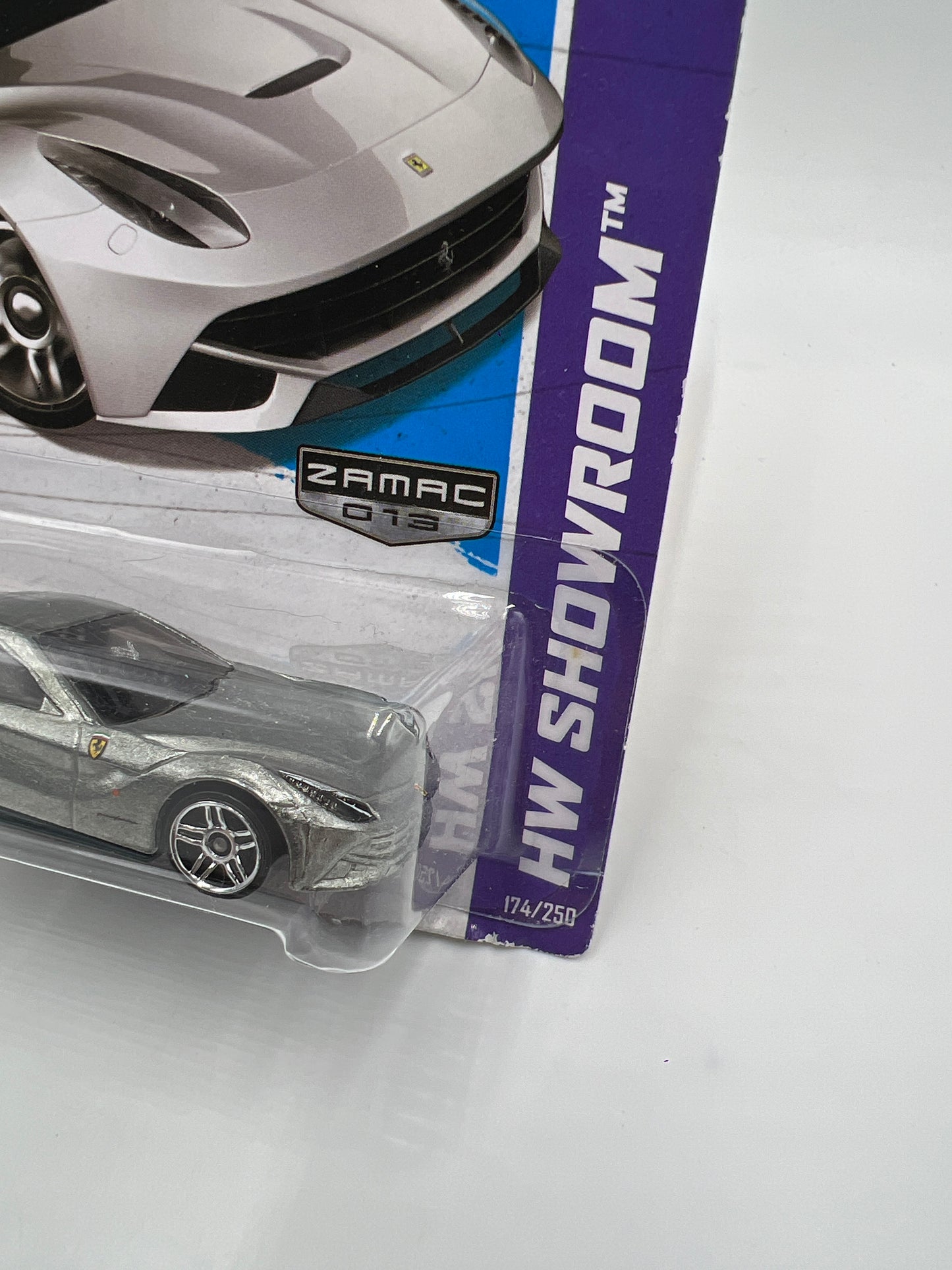 2013 Hot Wheels Walmart Exclusive Zamac 13 #174 Ferrari F12 Berlinetta W/Protector