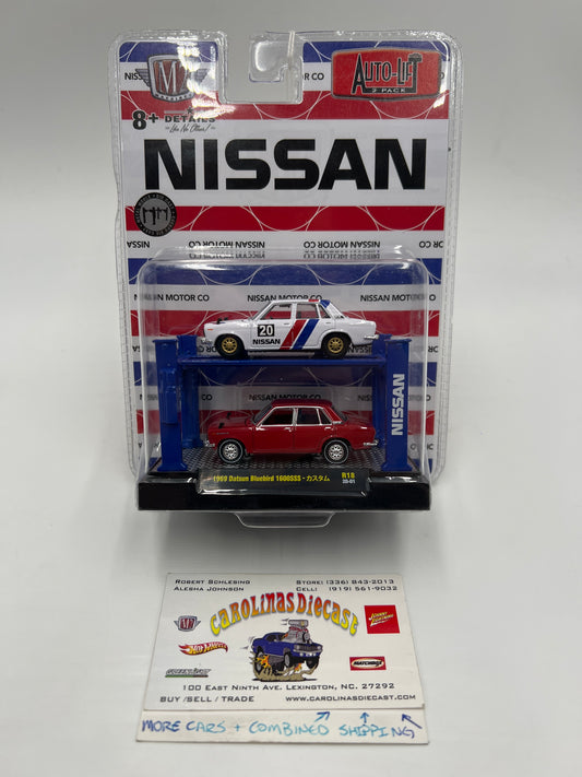 M2 Machines Auto-Lift 2 Pack Nissan 1969 Datsun Bluebird 1600SSS R18 202G