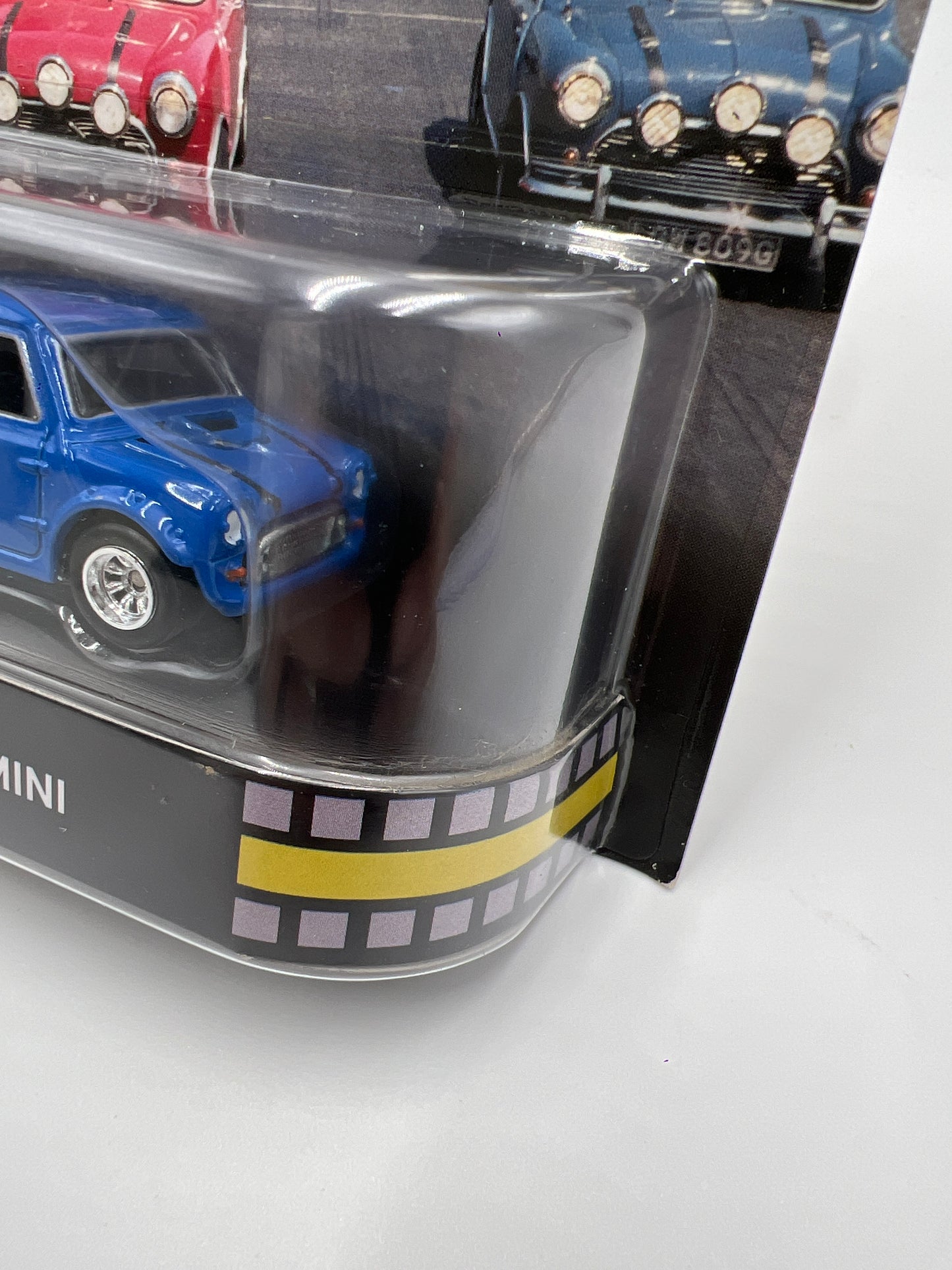 Hot Wheels Retro Entertainment The Italian Job Morris Mini Blue 243D