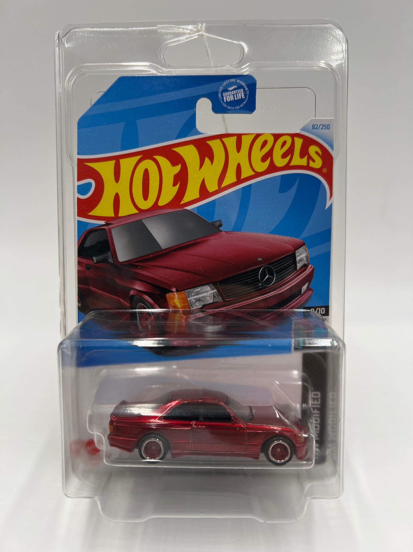 2024 Hot Wheels Super Treasure Hunt #82 89 Mercedes-Benz 560 SEC AMG Red W/Protector