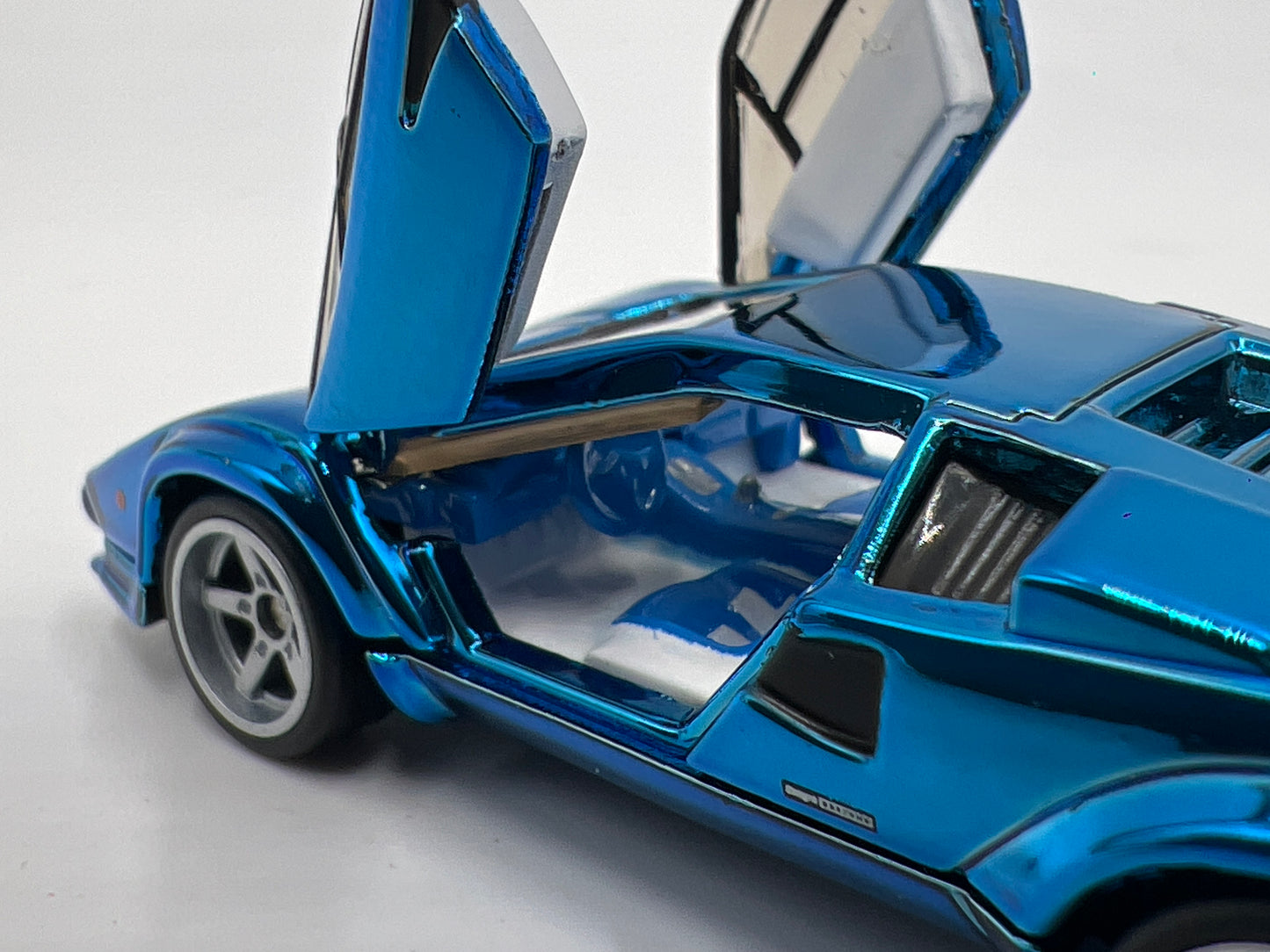 Hot Wheels 1/64 RLC 82 Lamborghini Countach LP 500 S Blue Loose