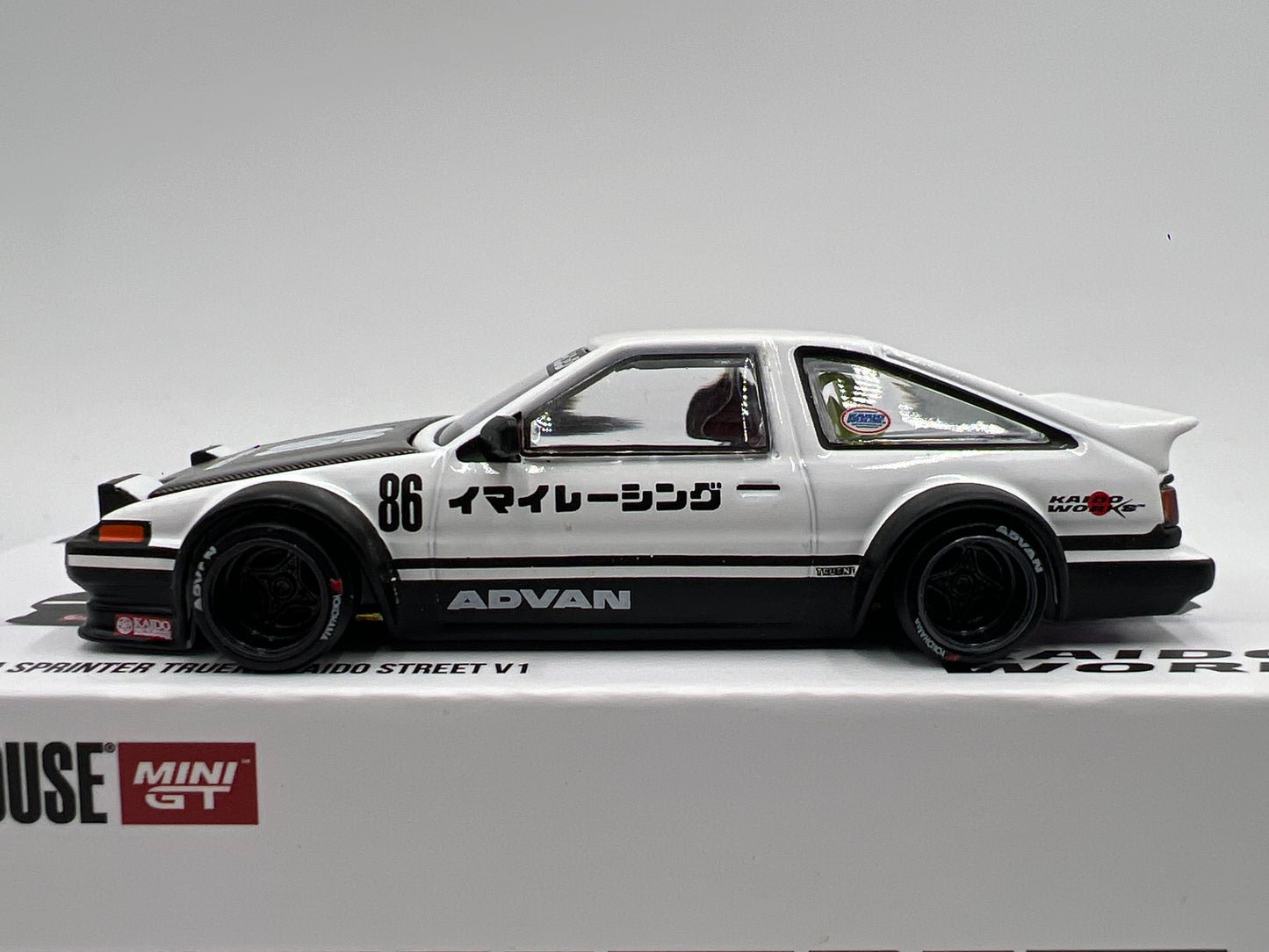 Mini GT Kaido House #180 KHMG 180 Toyota Sprinter Trueno Kaido Street V1 White/Black
