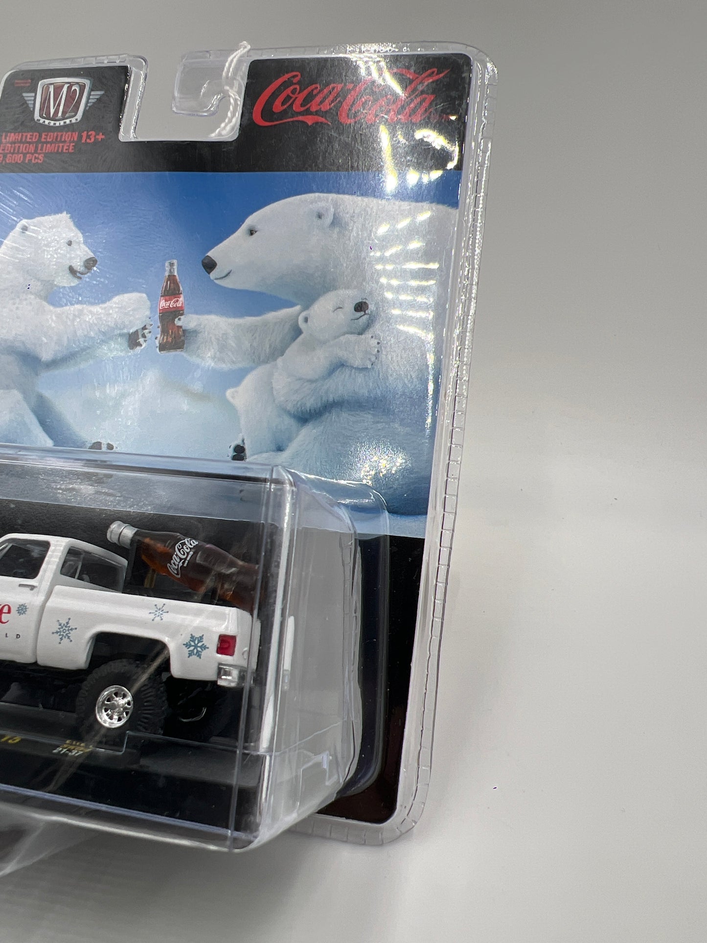 M2 Machines Coca Cola 1976 GMC Sierra Grande 15 White SK04 194B