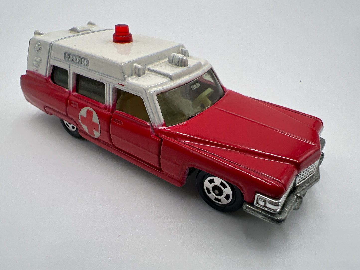 Tomica 1/64 No. F2 S=1/77 Made in Japan Cadillac Ambulance Red Loose