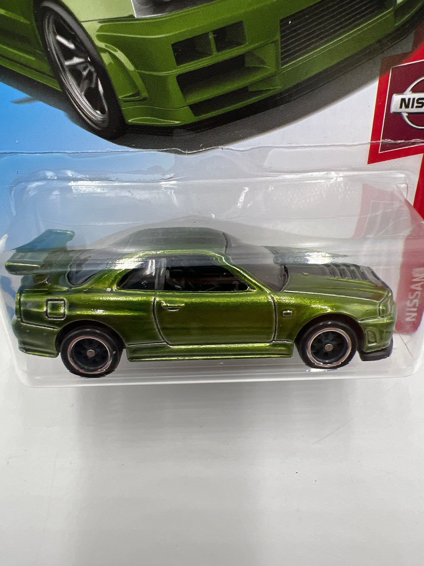 2019 Hot Wheels #45 Super Treasure Hunt Nissan Skyline GT-R BNR34 Green W/Protector *Cracked Blister*