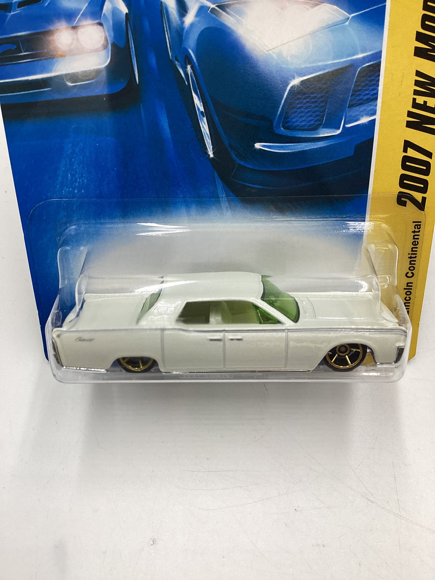 2007 Hot Wheels New Models #22 64 Lincoln Continental White 59E