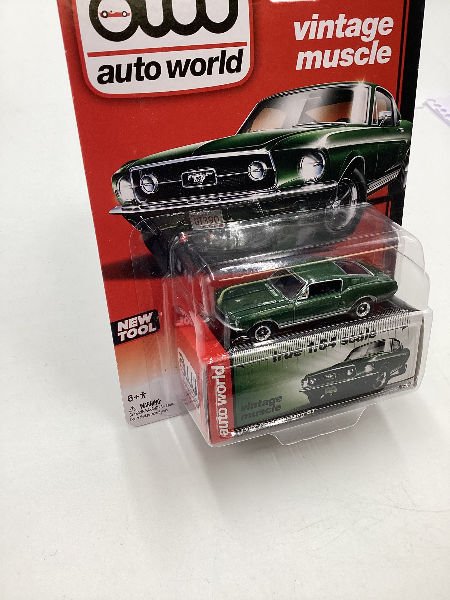 Auto World Vintage Muscle #3 1967 Ford Mustang GT Green 183C