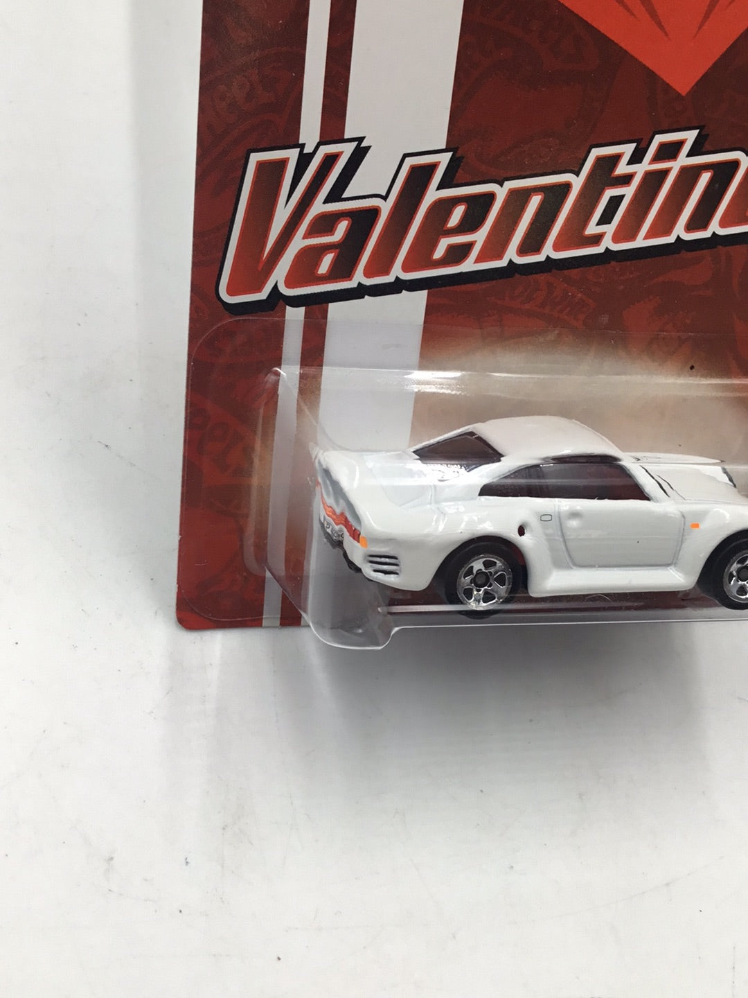 Hot Wheels Valentines Porsche 959 Walmart Exclusive with protector