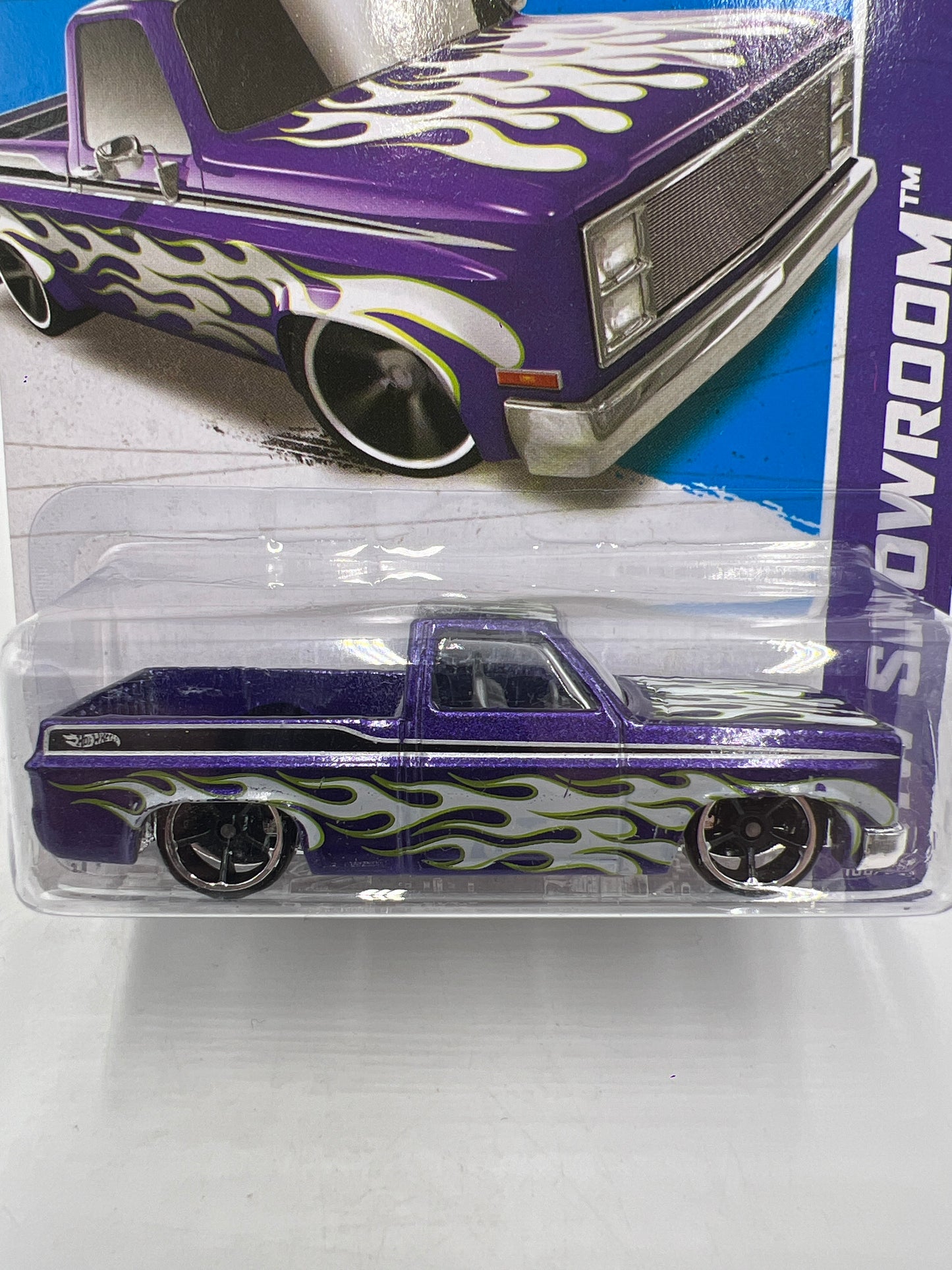 2013 Hot Wheels Showroom #166 83 Chevy Silverado Purple W/Protector