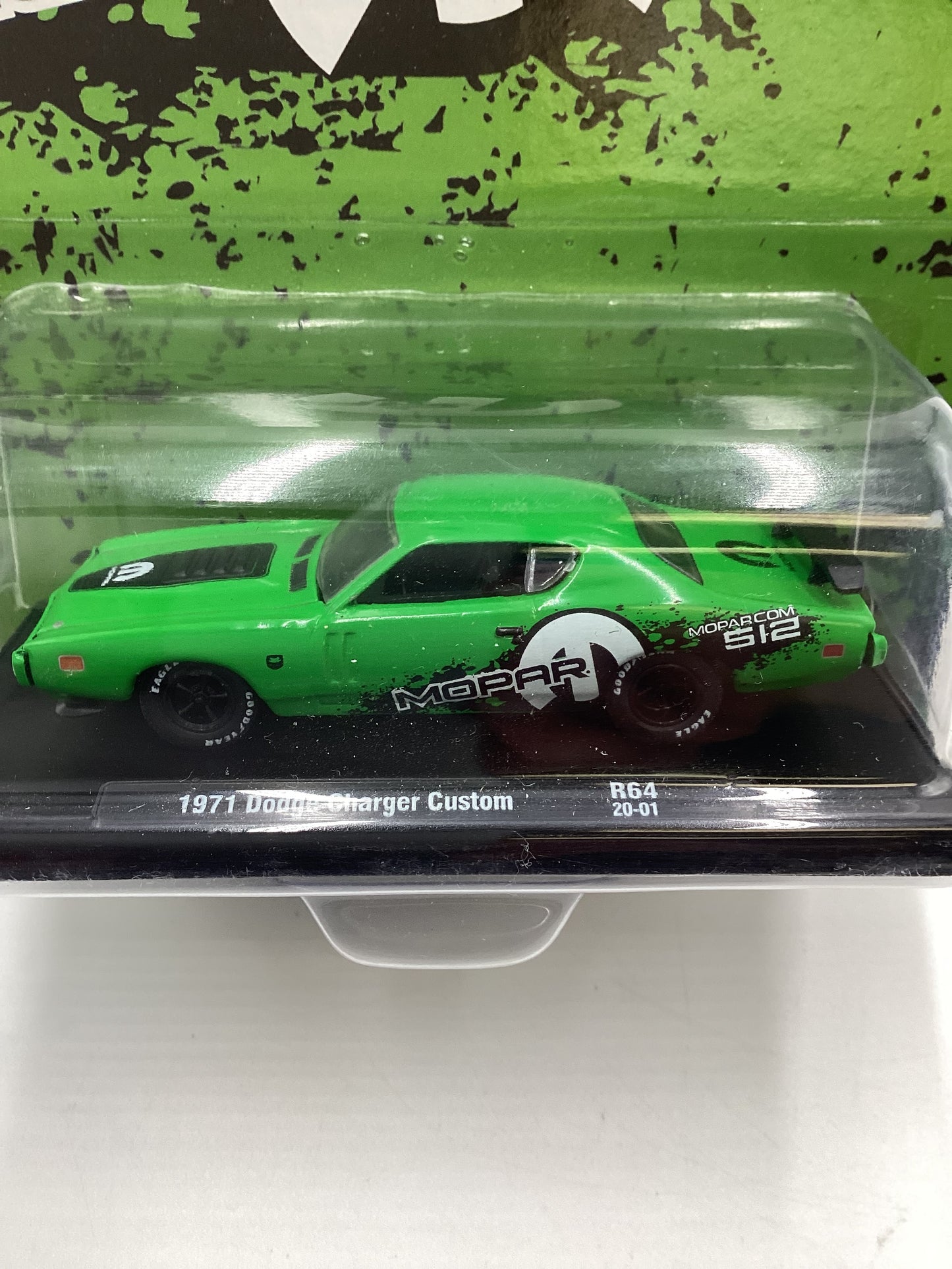 M2 Machines Auto Driver Mopar 1971 Dodge Charger Custom Green R64 192E