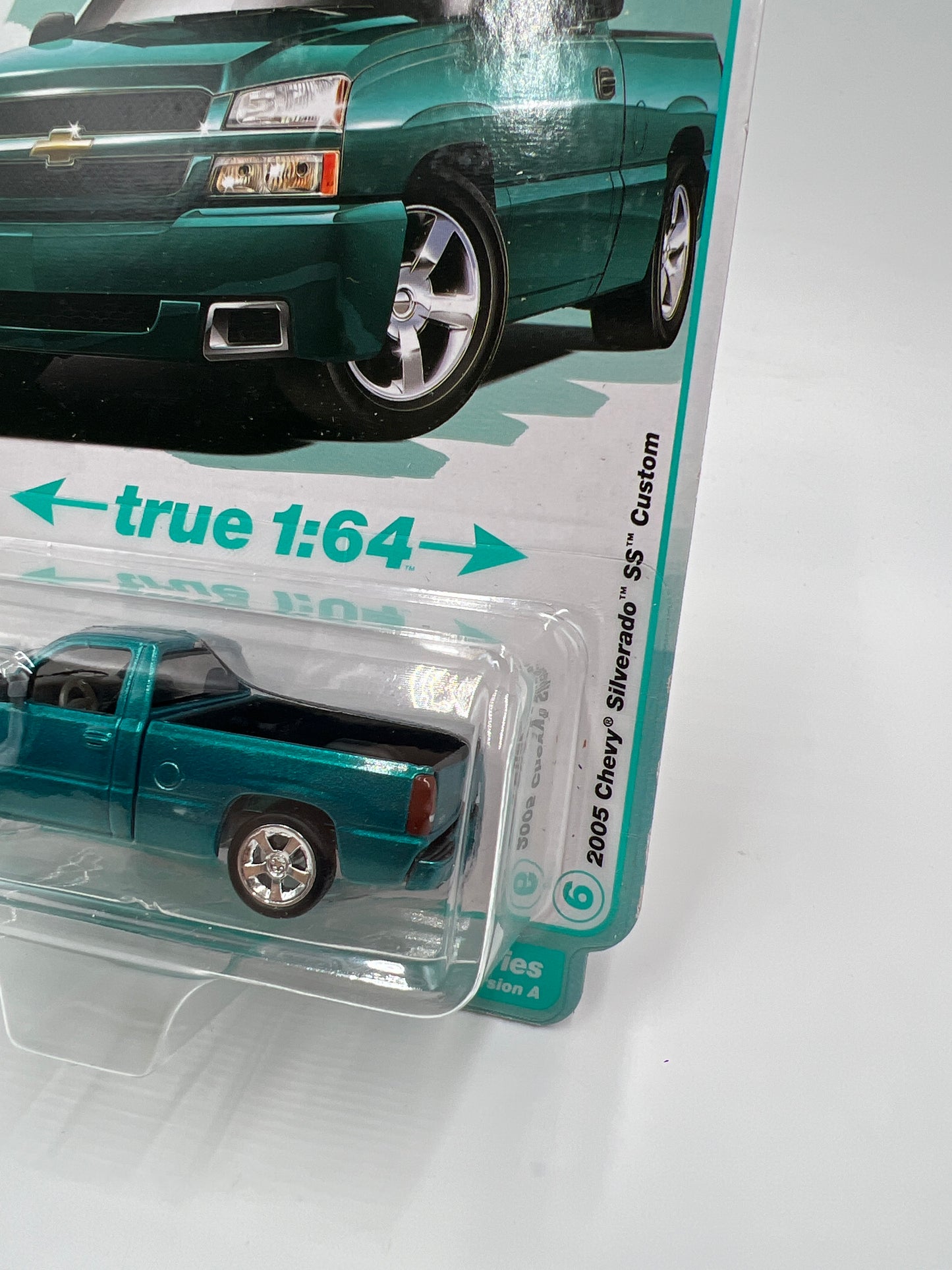 2025 Auto World Muscle Trucks Release 1 Version A 2005 Chevy Silverado SS Custom Teal Cateye 184D