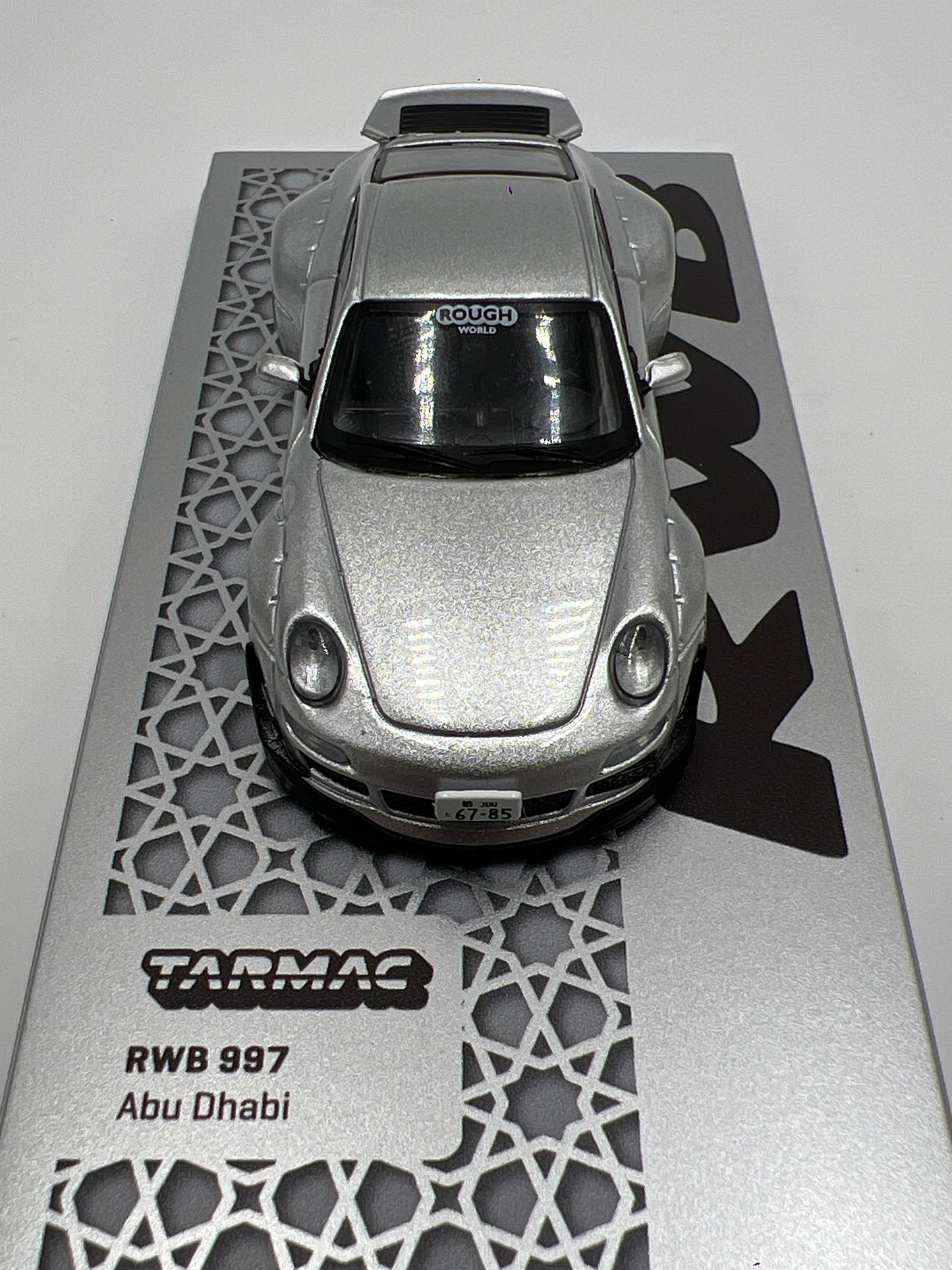 Tarmac Works x Hobby 64 Porsche RWB 997 Abu Dhabi Silver