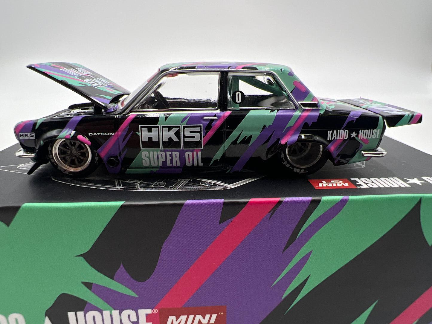Mini GT Kaido House #068 Datsun 510 Pro Street HKS V1
