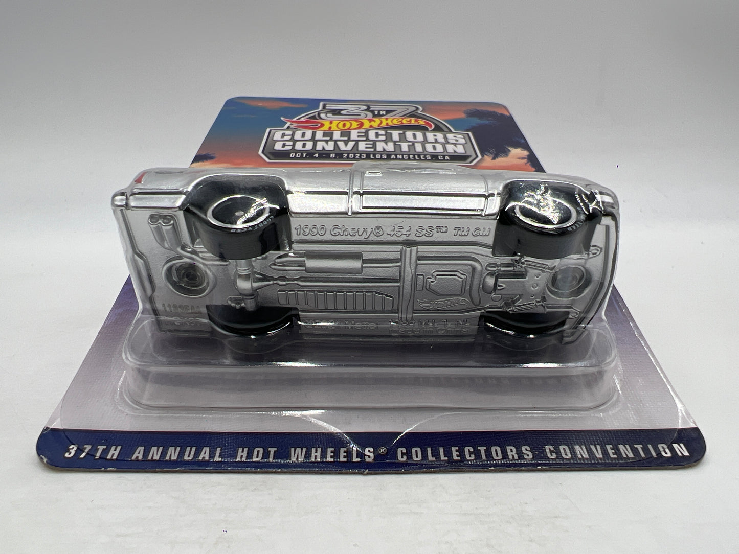 2023 Hot Wheels 37th Annual Collectors Convention LA #2243/6200 1990 Chevy 454 SS Silver W/Protector