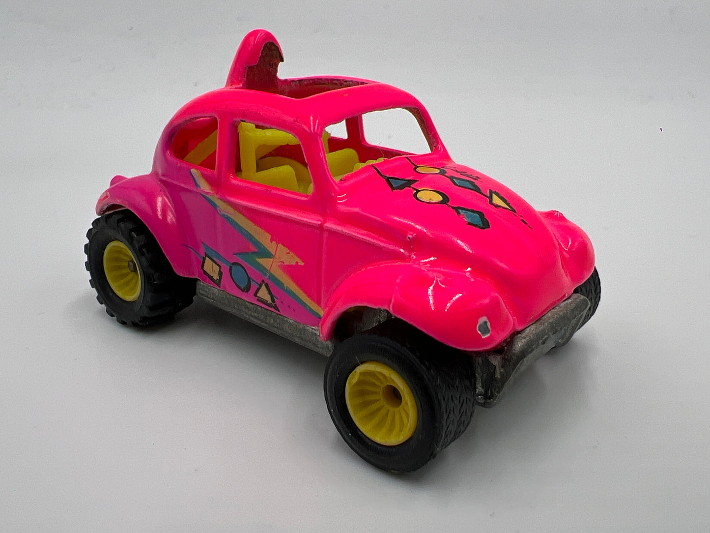 Hot Wheels 1/64 California Customs VW Baja Bug Pink W/Real Riders Loose