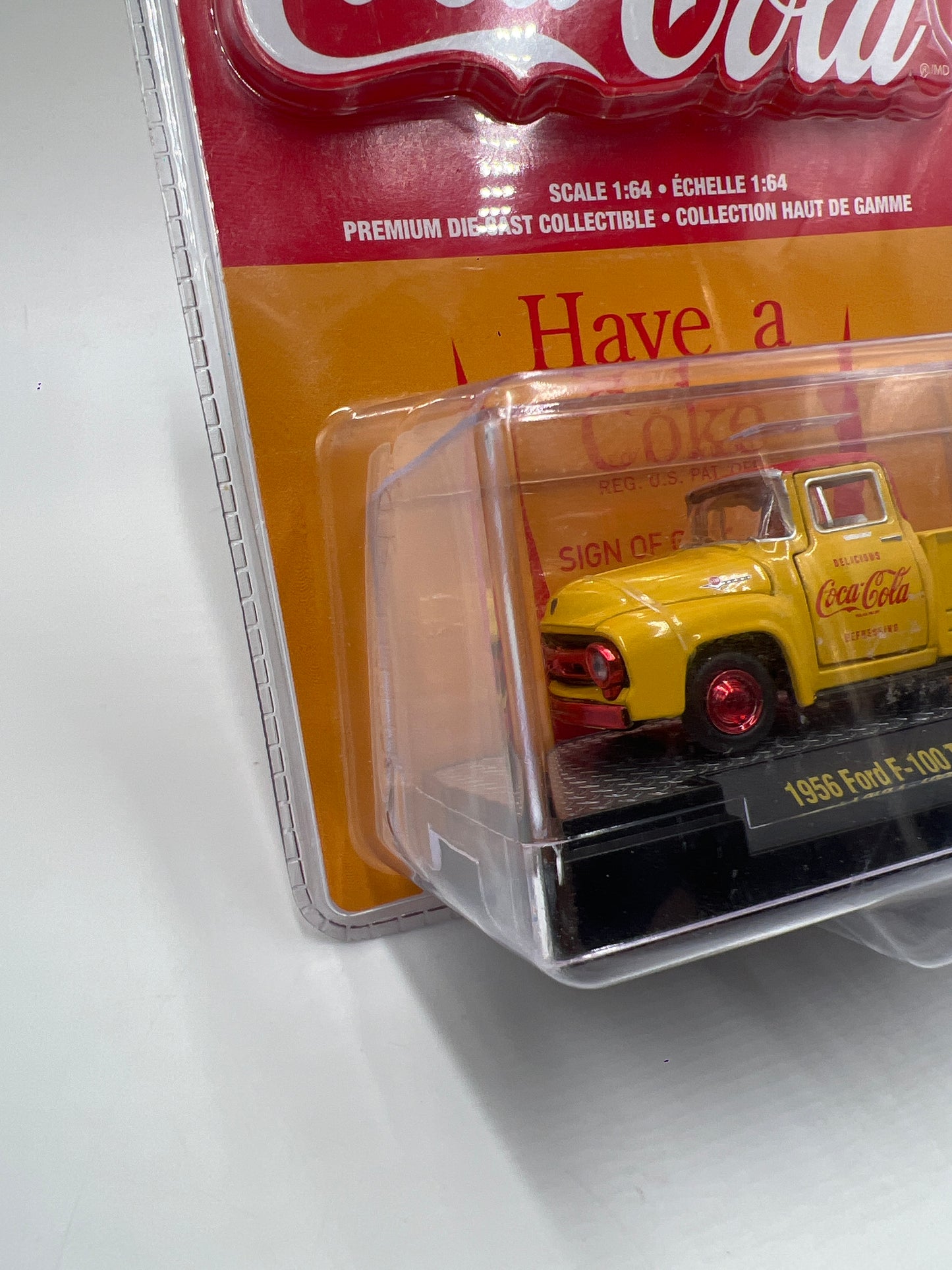 M2 Machines Coca Cola CHASE 1956 Ford F-100 Truck Yellow YR02