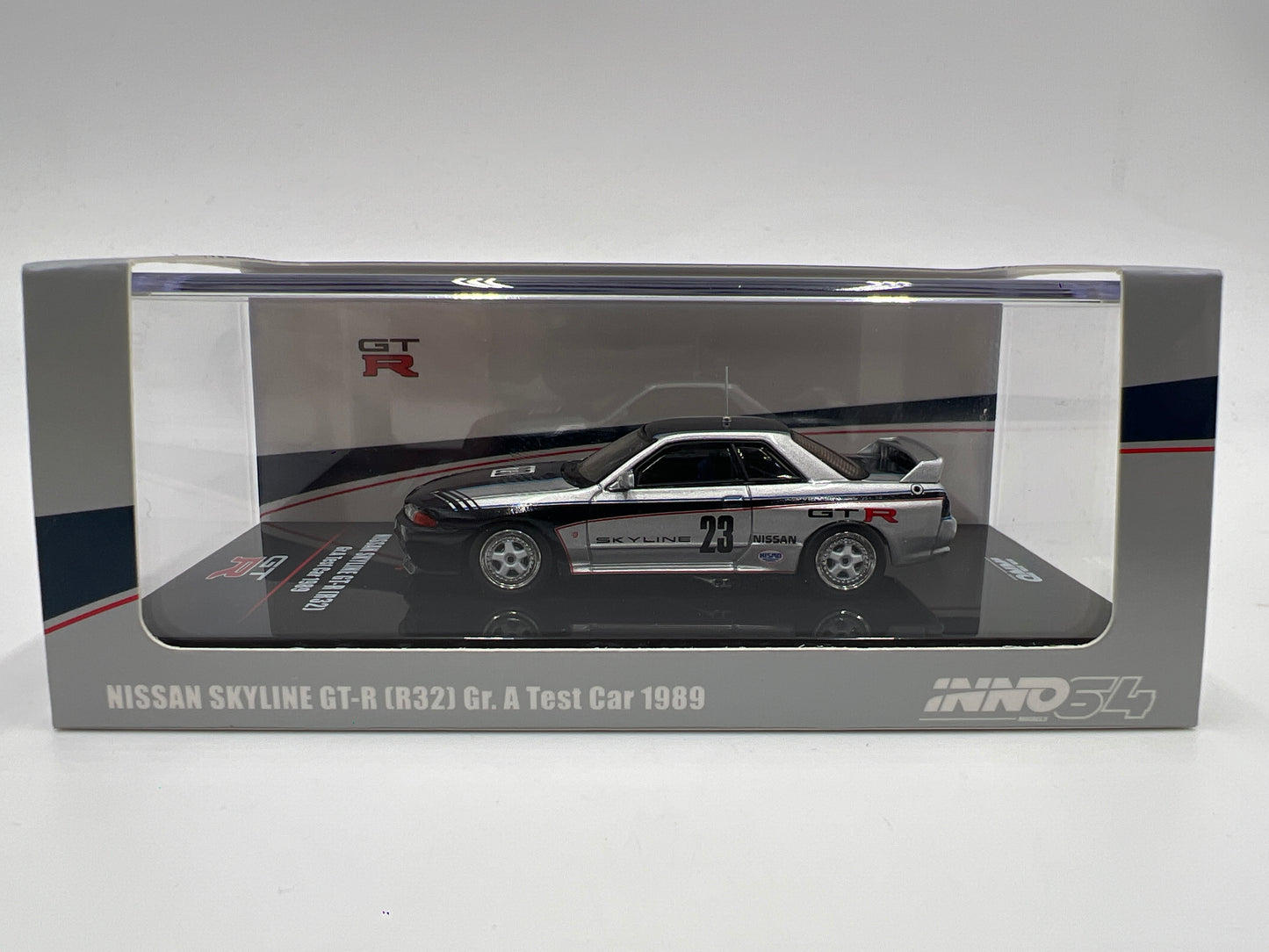 Inno64 Nissan Skyline GT-R R32 Gr. A Test Car 1989