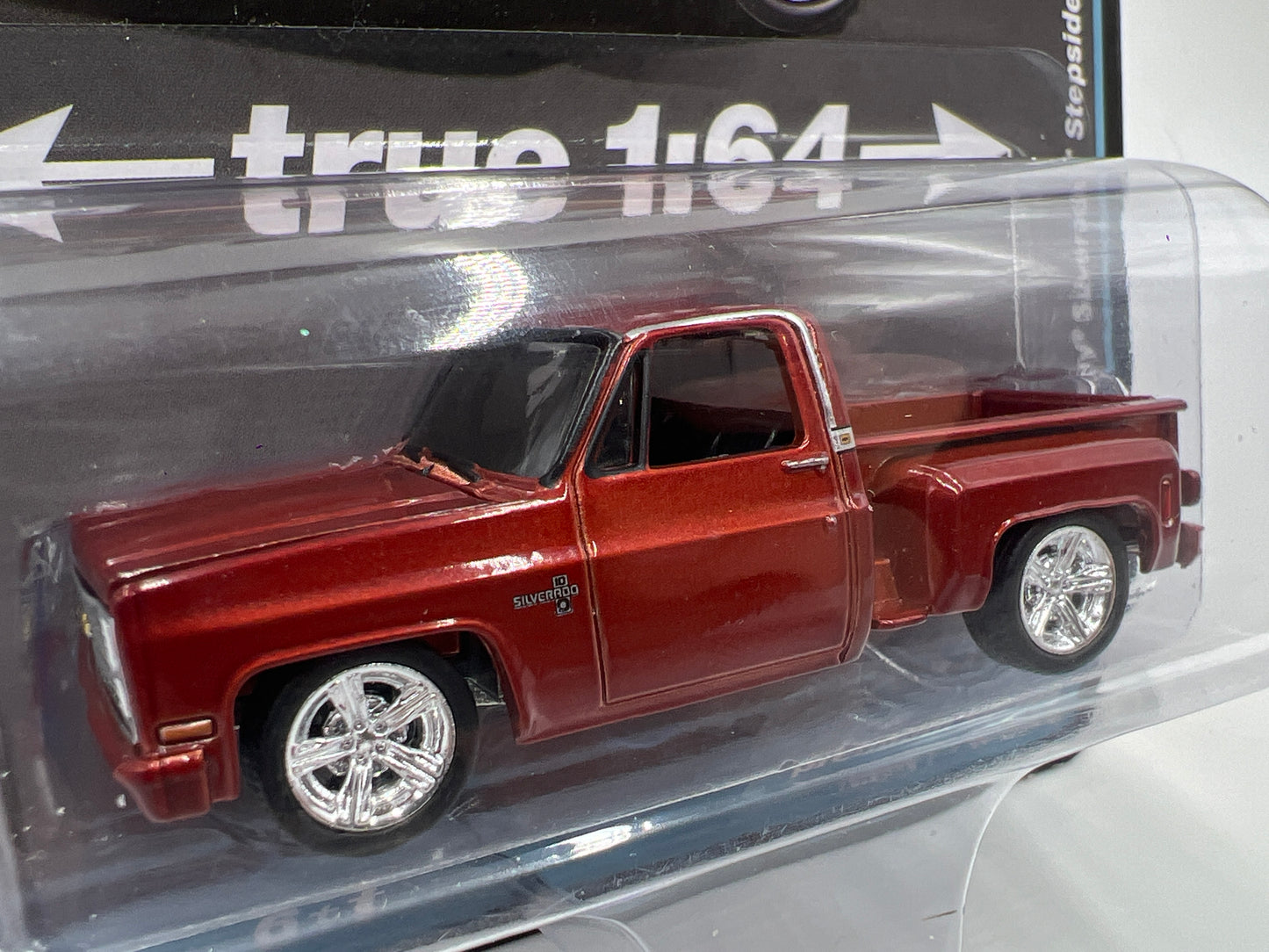 Auto World Muscle Trucks Release 1 Version B 1983 Chevy Silverado Stepside Orange 184C