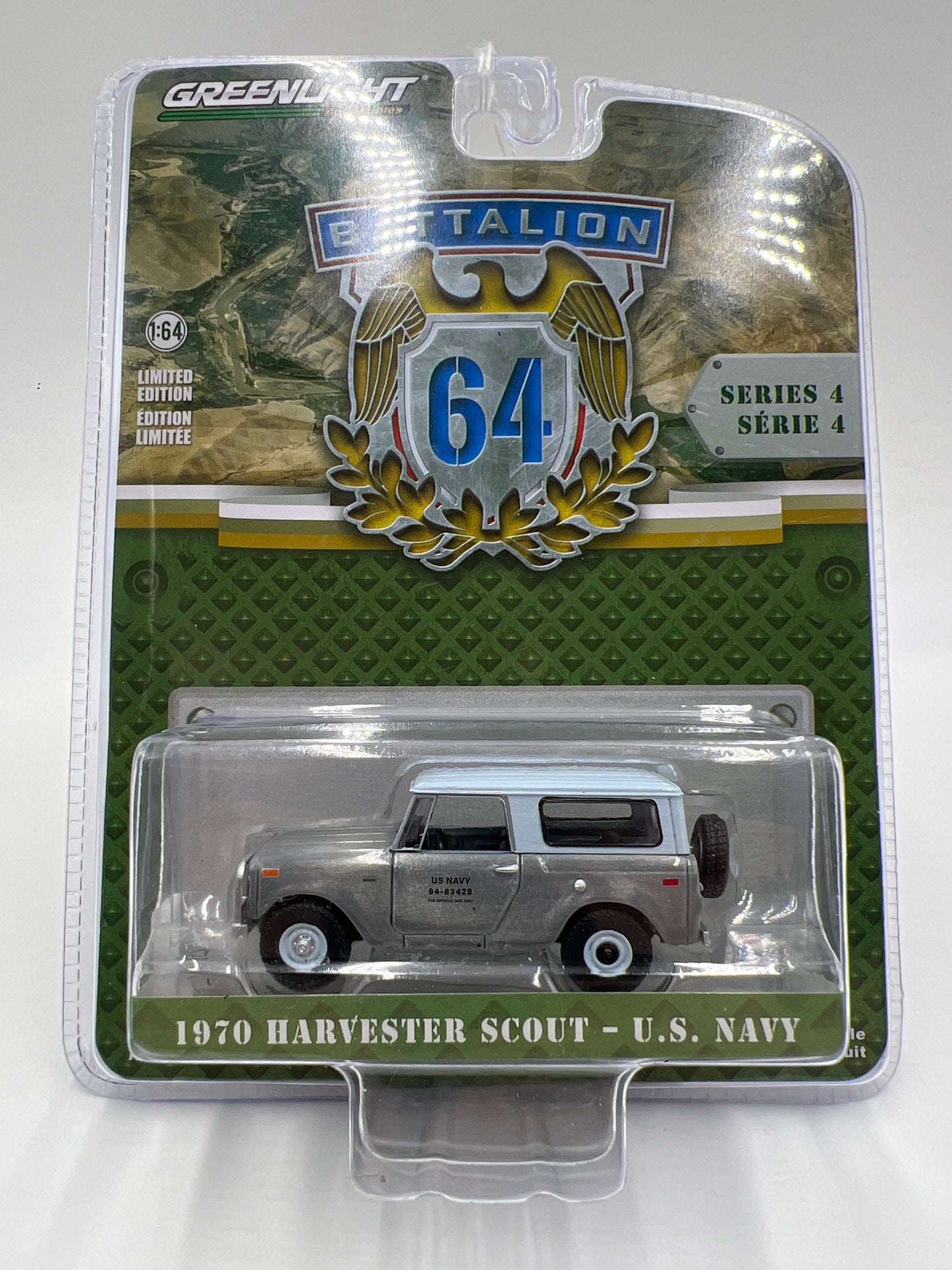 Greenlight Battalion 64 Series 4 RAW CHASE 1970 Harvester Scout US Navy