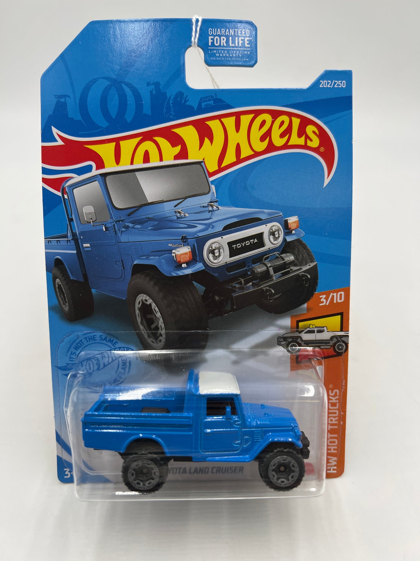 2021 Hot Wheels HW Hot Trucks #202 Toyota Land Cruiser Blue 92F