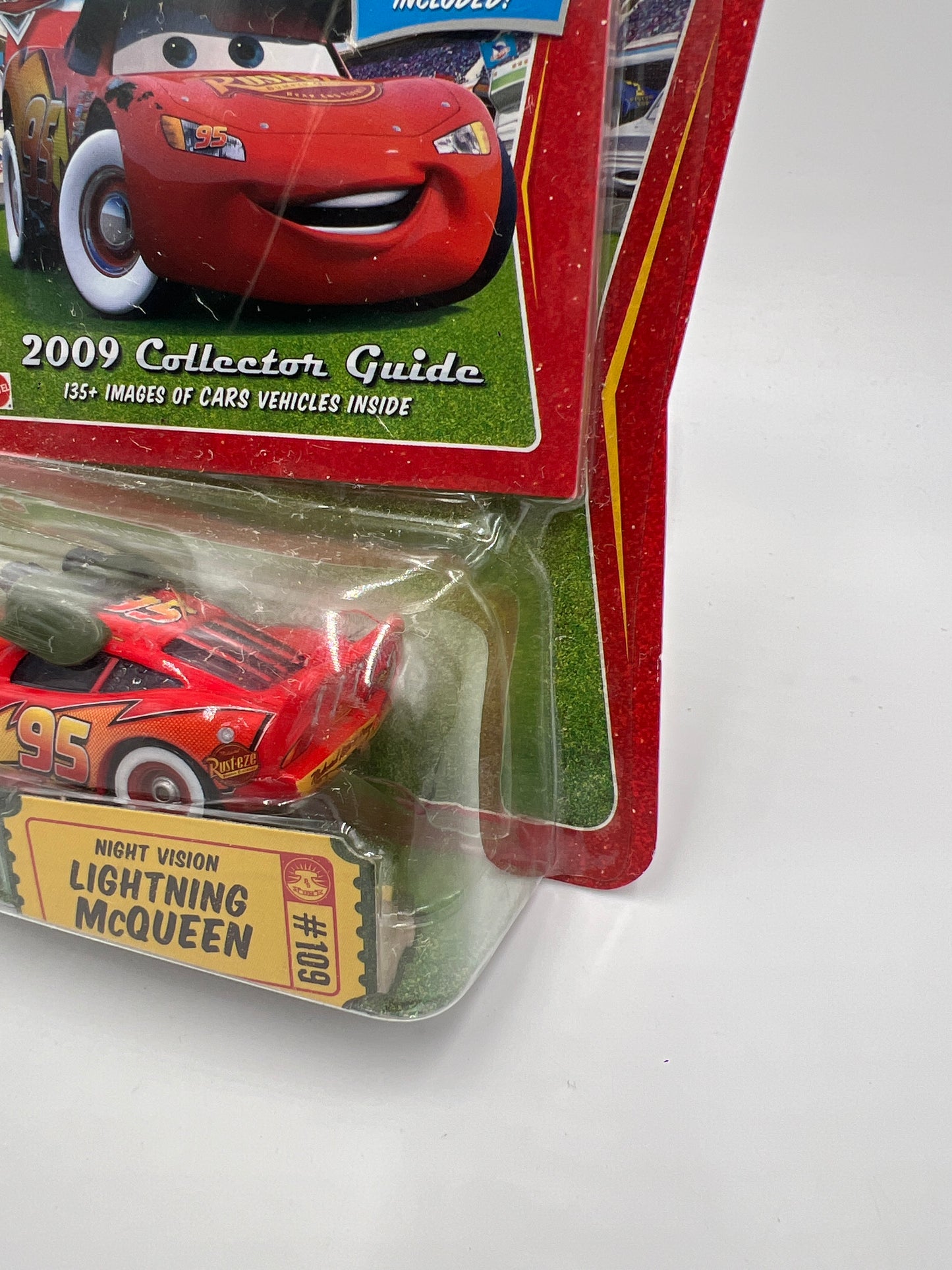 Disney Pixar The World Of Cars Race O Rama #109 Exclusive Night Vision Lightning McQueen W/Collector Guide 138C