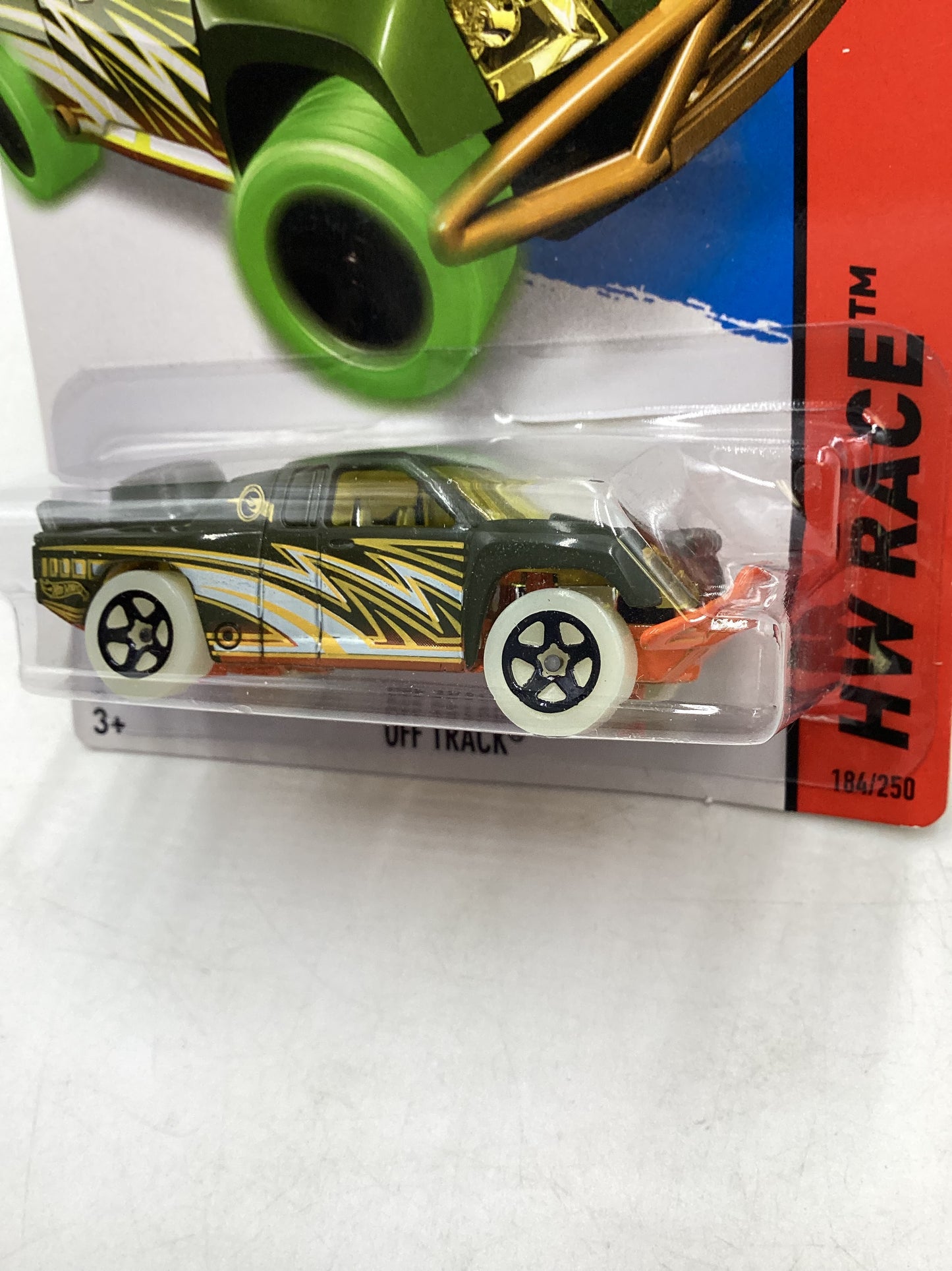 2014 Hot Wheels Treasure Hunt #184 Off Track Green 277R