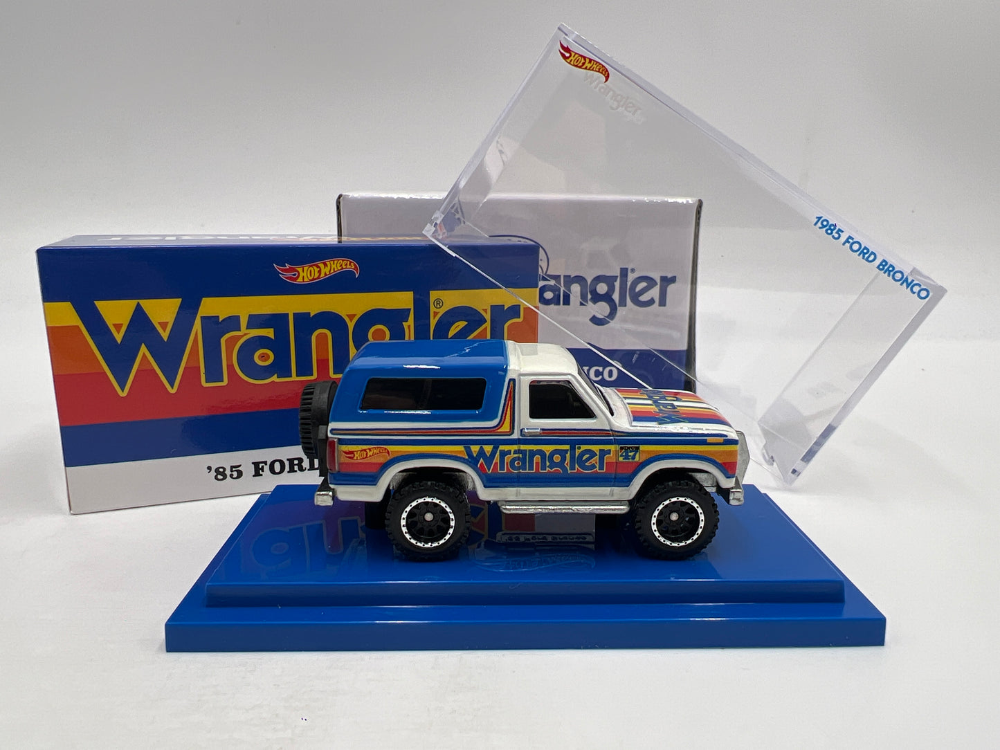 2024 Hot Wheels RLC Wrangler 86 Ford Bronco White/Blue